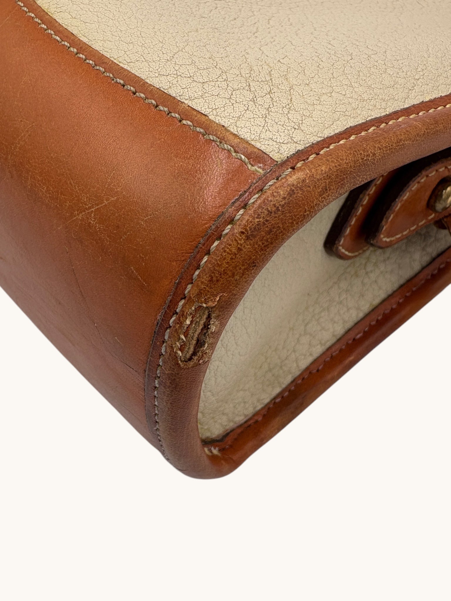 90s Dooney & Bourke Beige All-Weather Leather Crossbody