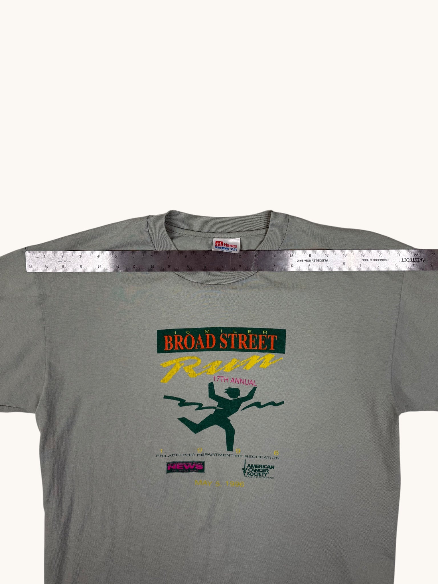 90s Hanes Broad St Run Graphic Tee - L