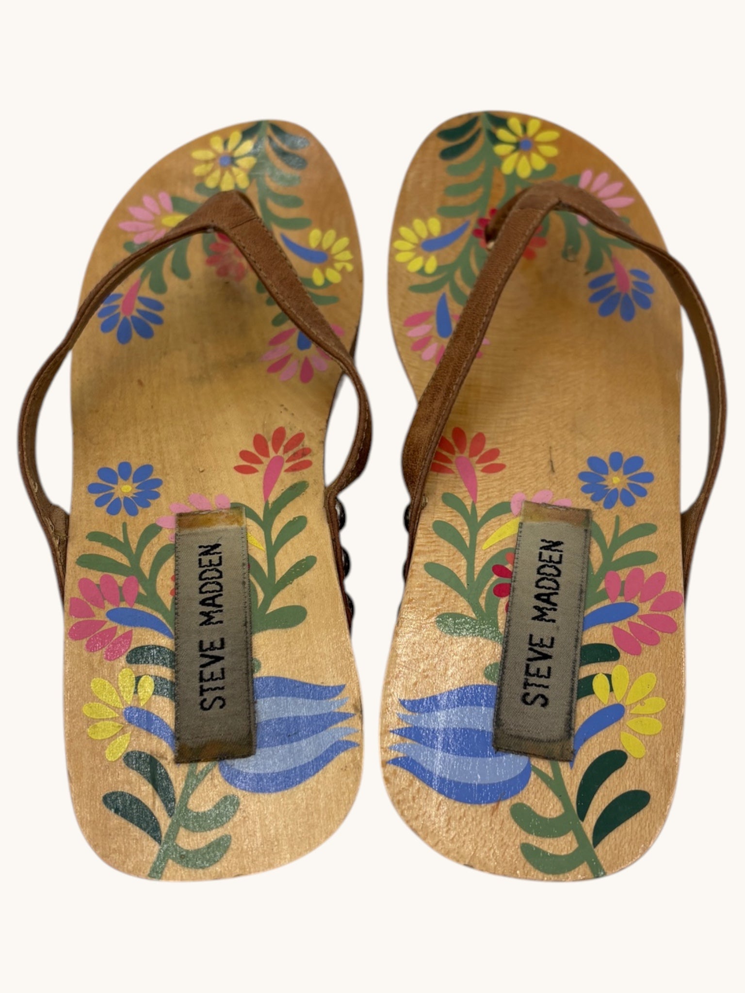 00s Steve Madden Beige Floral Wedge Sandals - 5.5 W