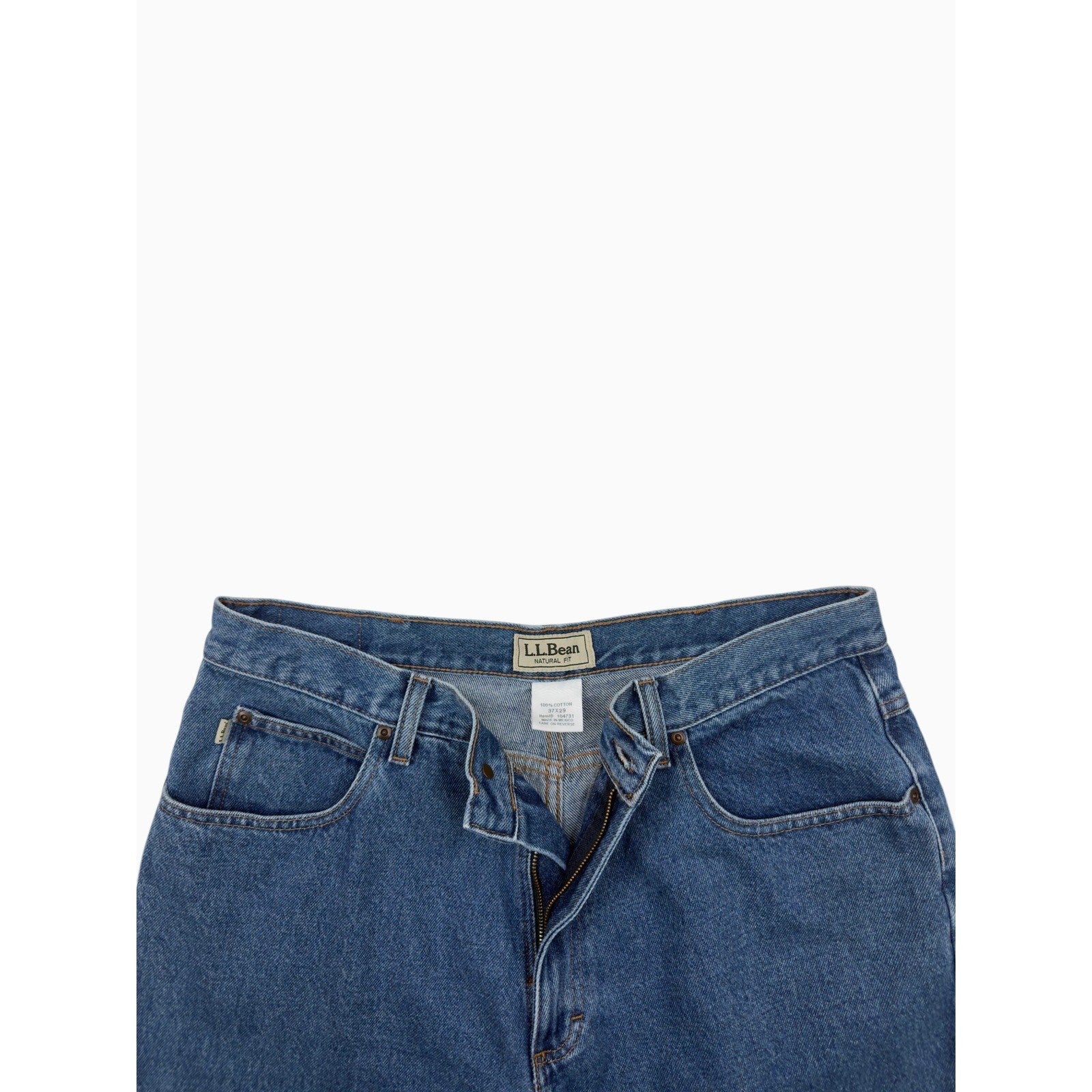 L.L. Bean Natural Fit Jeans Mens 32x29 Blue Medium Wash Straight Leg Denim Pants
