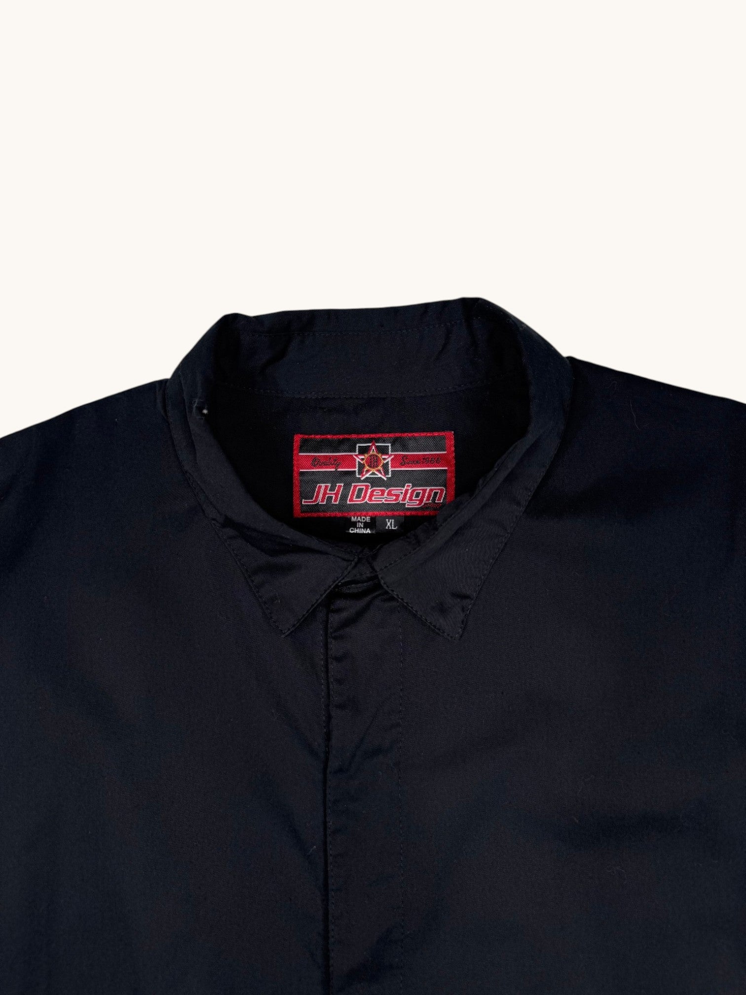 00s JH Design Black Camo Button Up Shirt - XL