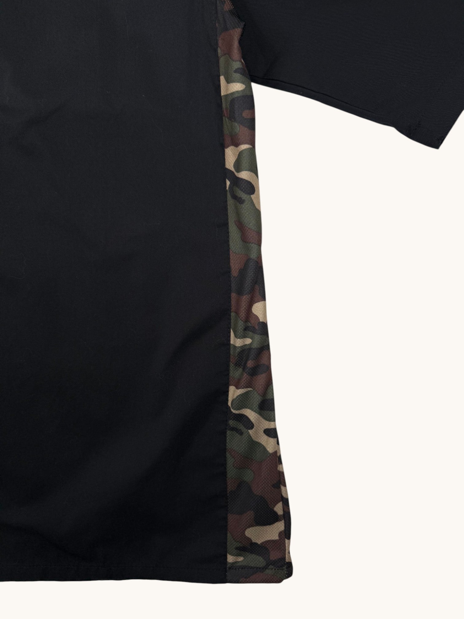 00s JH Design Black Camo Button Up Shirt - XL