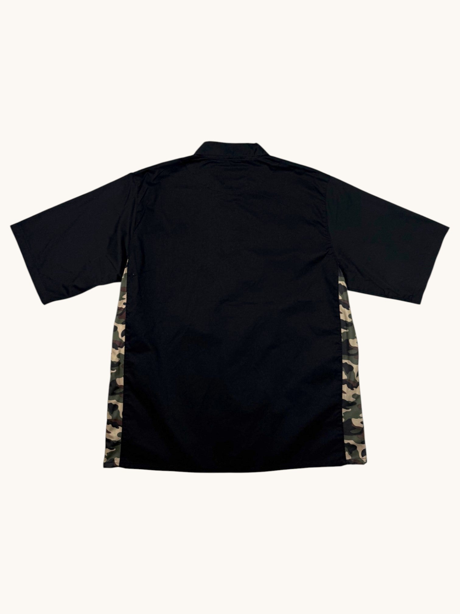 00s JH Design Black Camo Button Up Shirt - XL