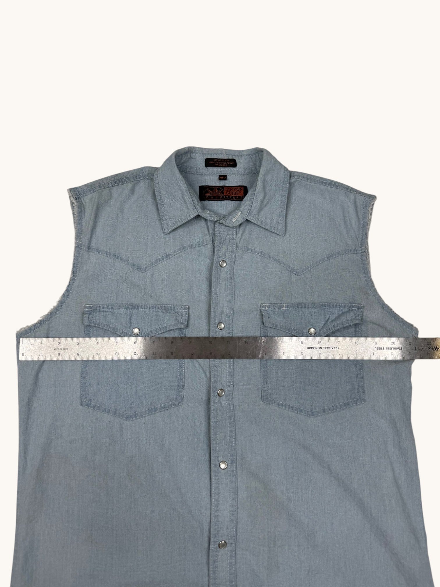 90s Canyon Guide Outfitters Blue Denim Vest - M