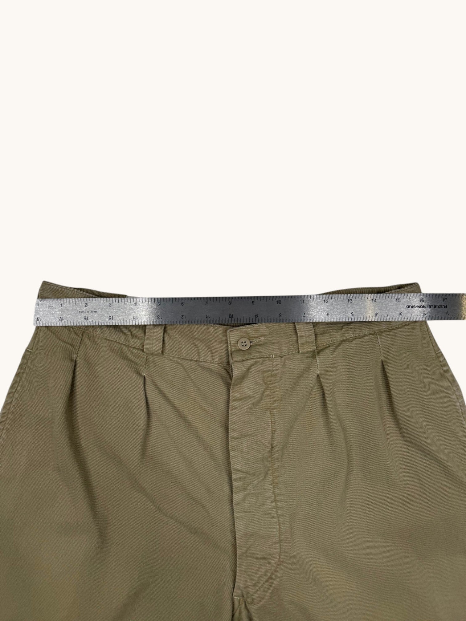 90s Beige Cotton Shorts - M