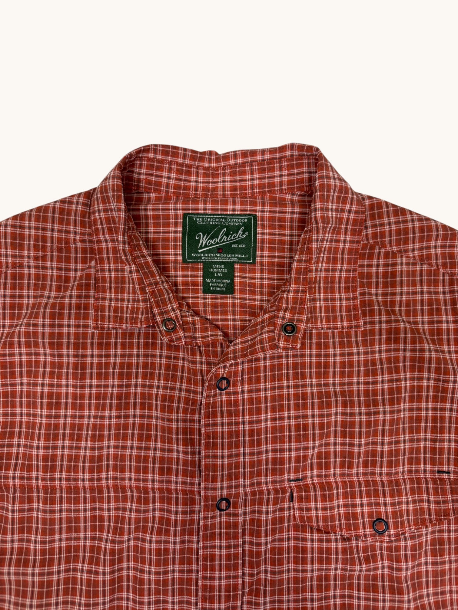 90s Woolrich Salmon Plaid Short Sleeve Button Up - L