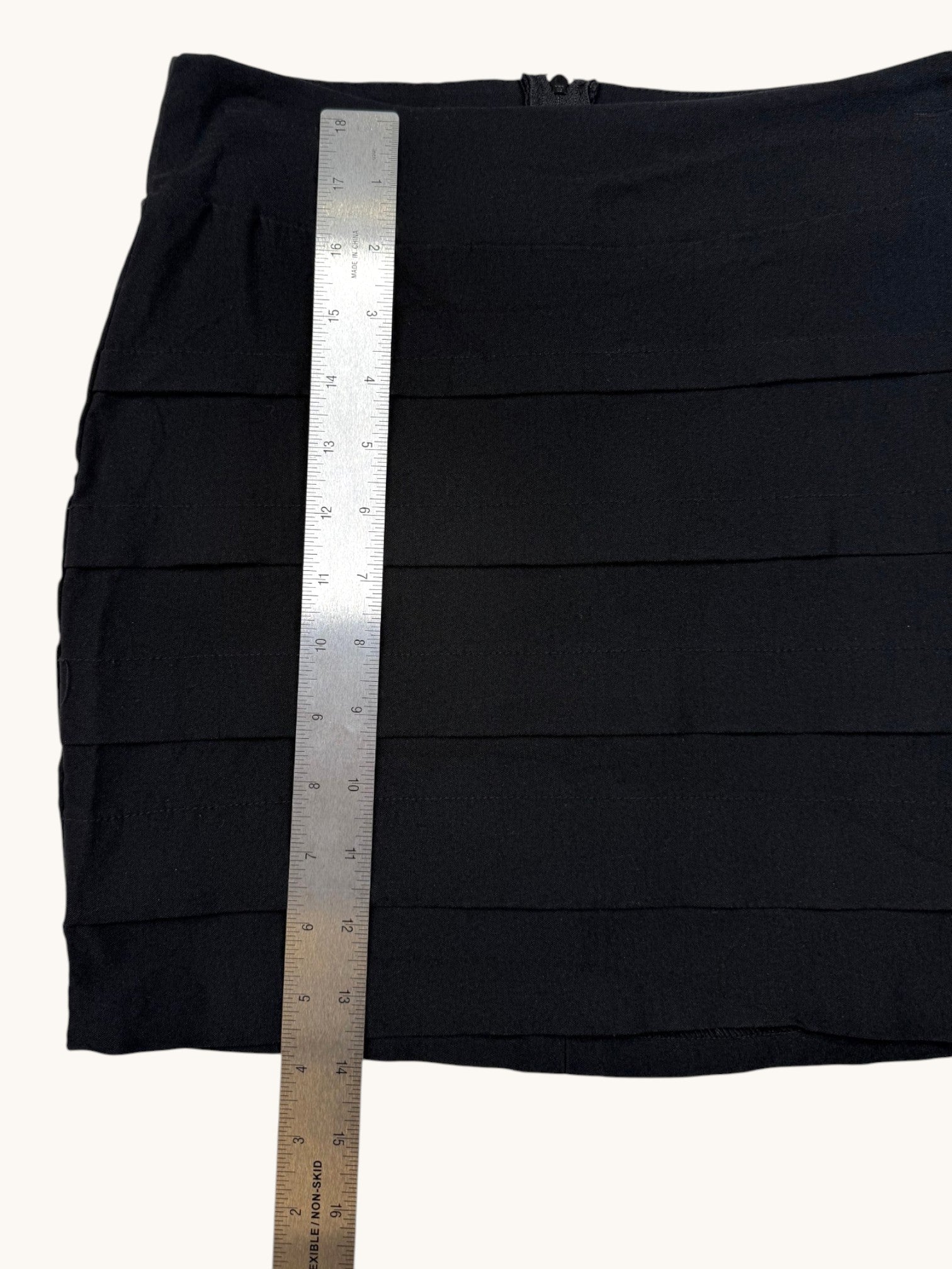 90s Joyce Leslie Black Pencil Skirt - S