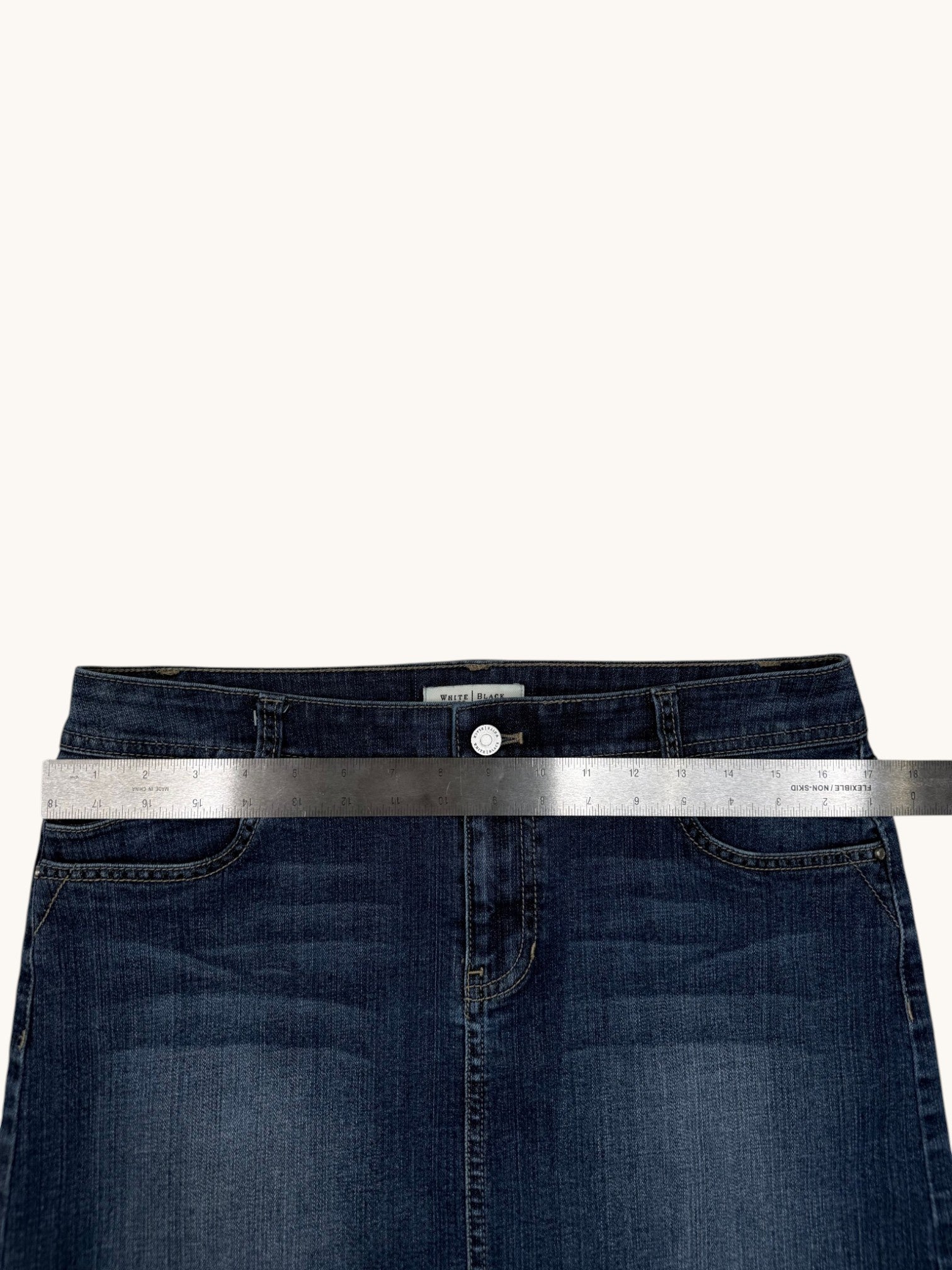 00s White House Black Market Denim Skirt - 8