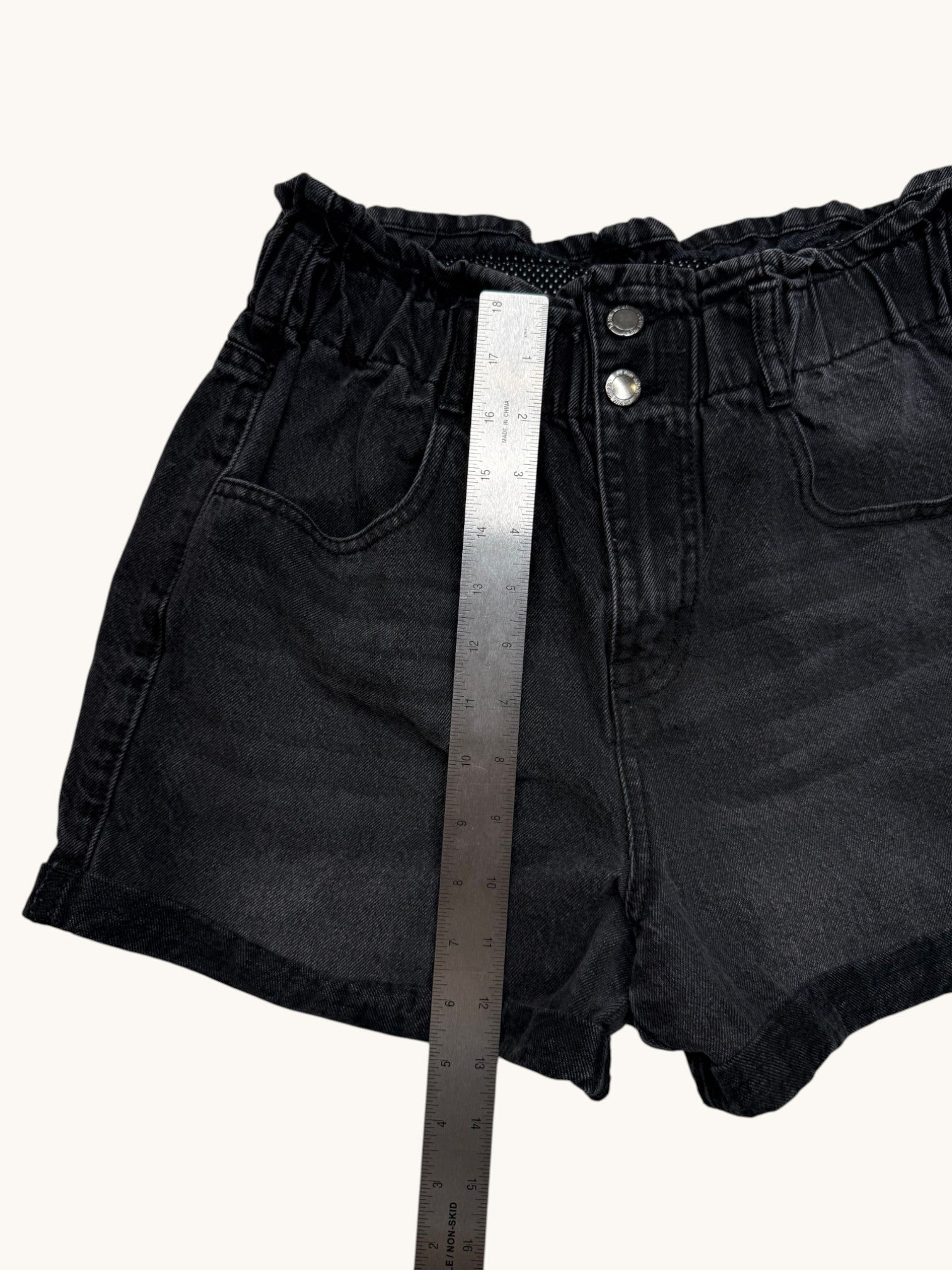 Elite Jeans Black Denim Shorts - M