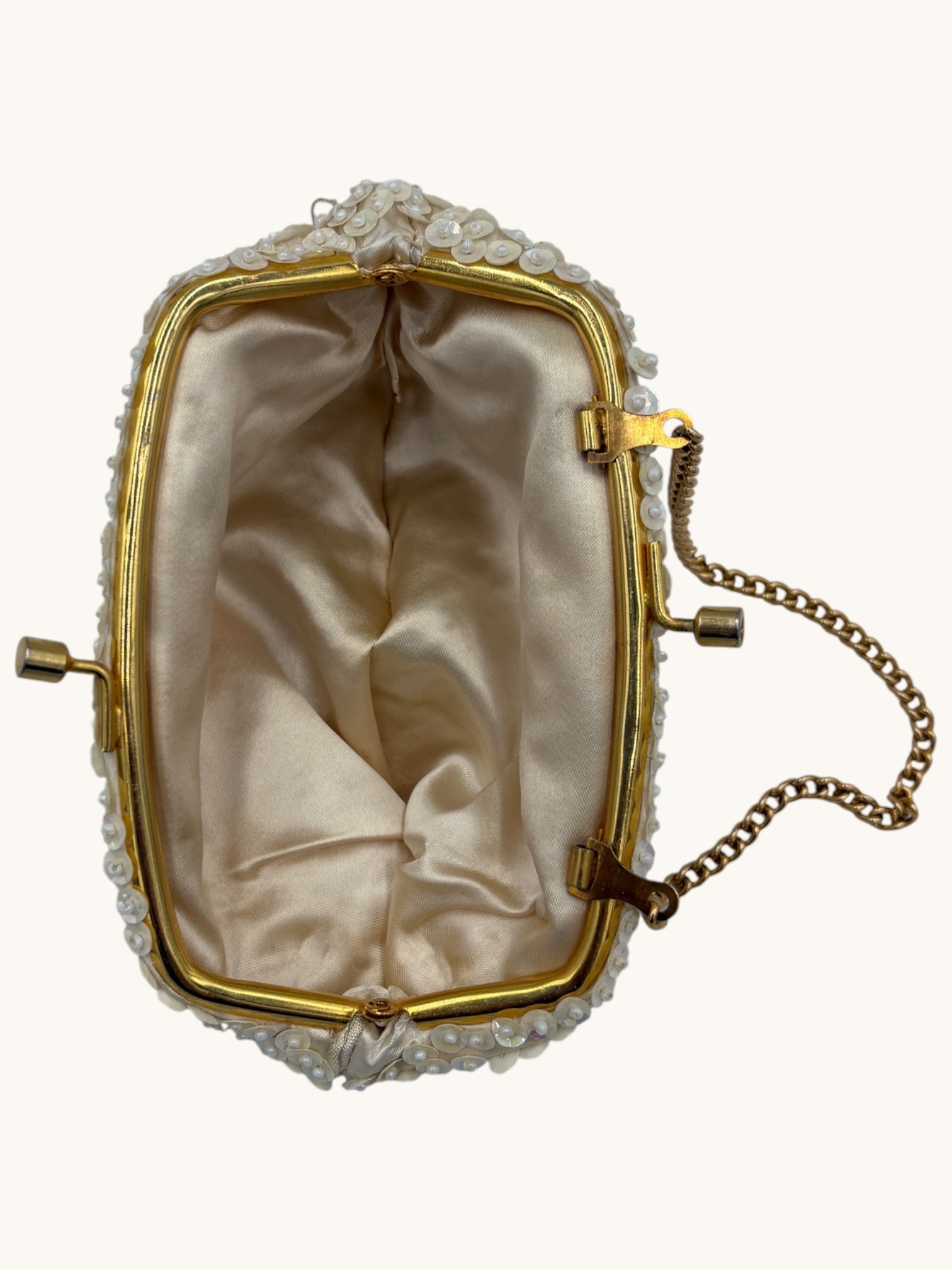 60s White Beaded Clutch