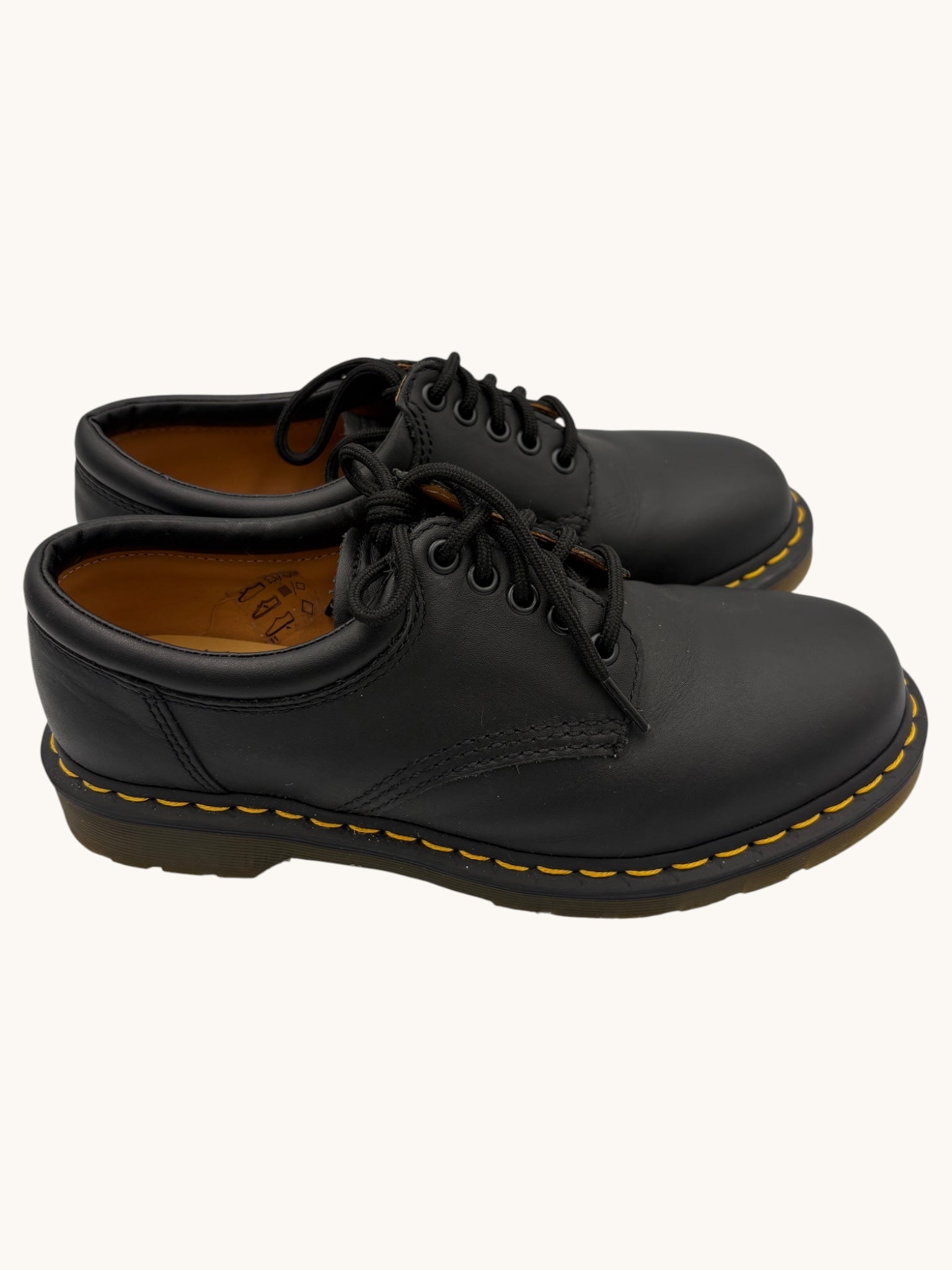 00s Dr. Martens Black Leather Shoes - 8 M