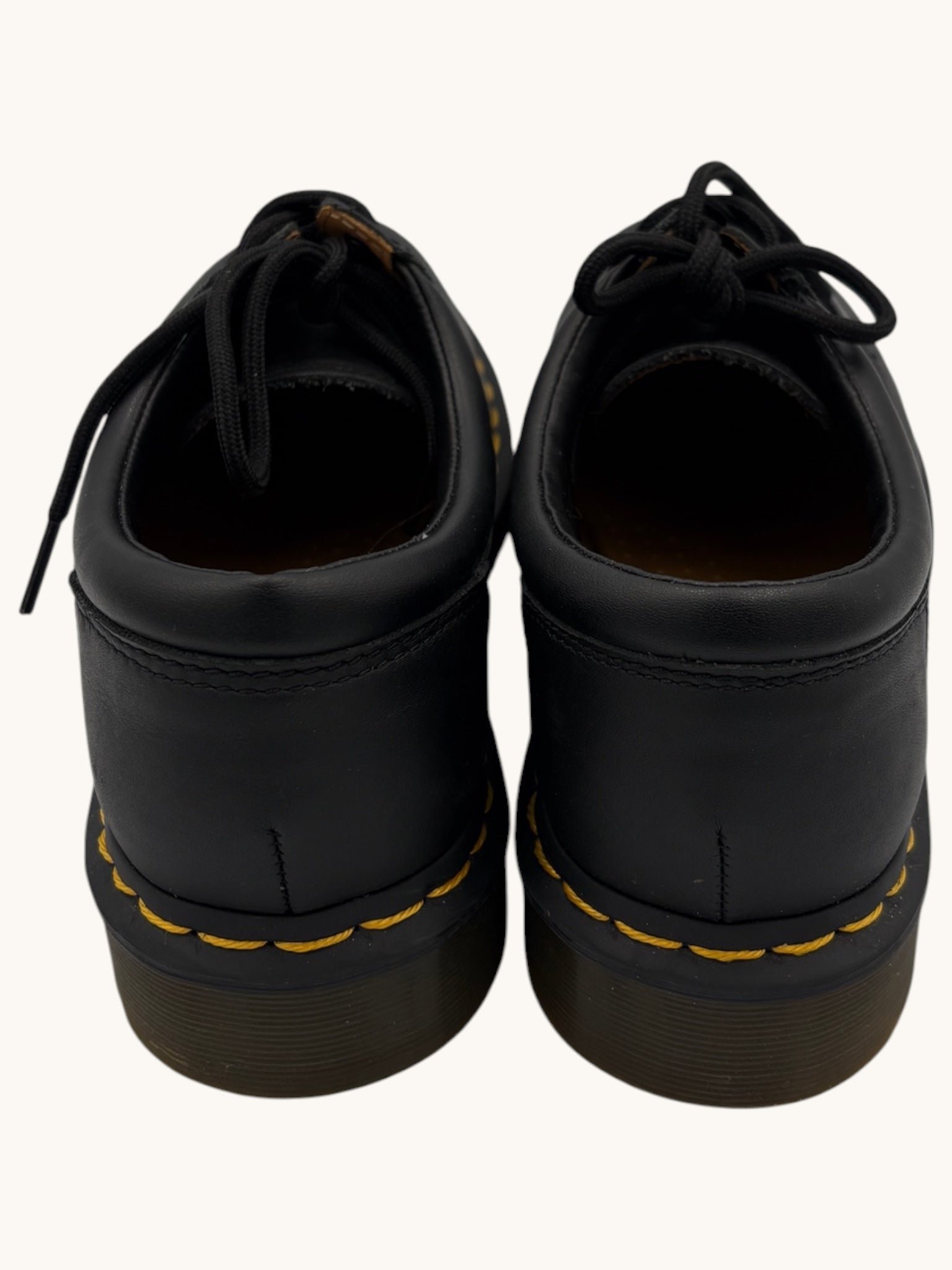 00s Dr. Martens Black Leather Shoes - 8 M