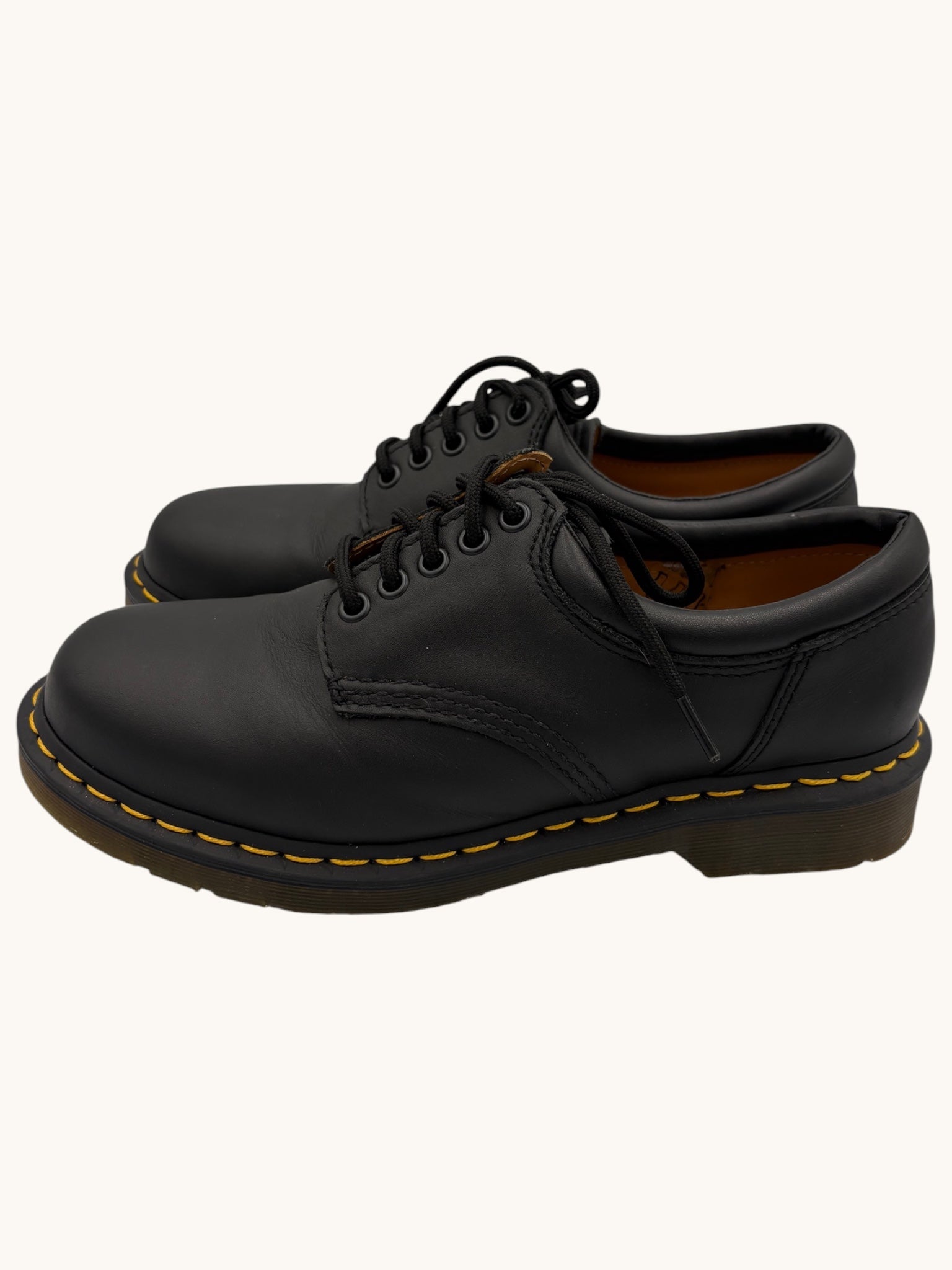 00s Dr. Martens Black Leather Shoes - 8 M