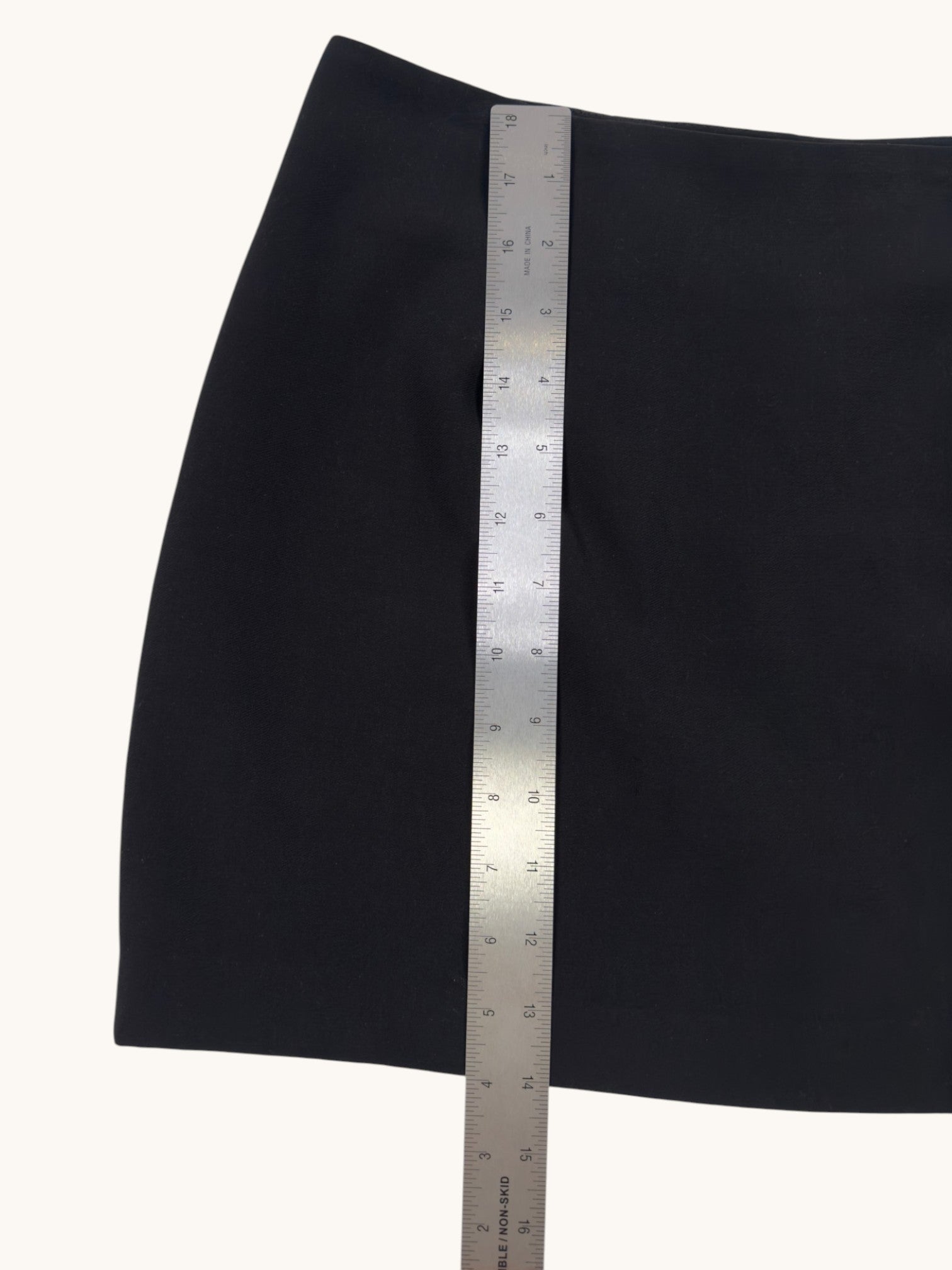 90s Mikai Black Skirt
