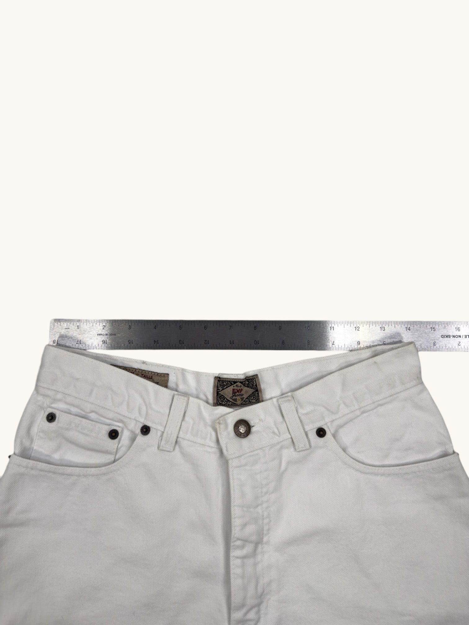 90s Express White Denim Shorts - 11