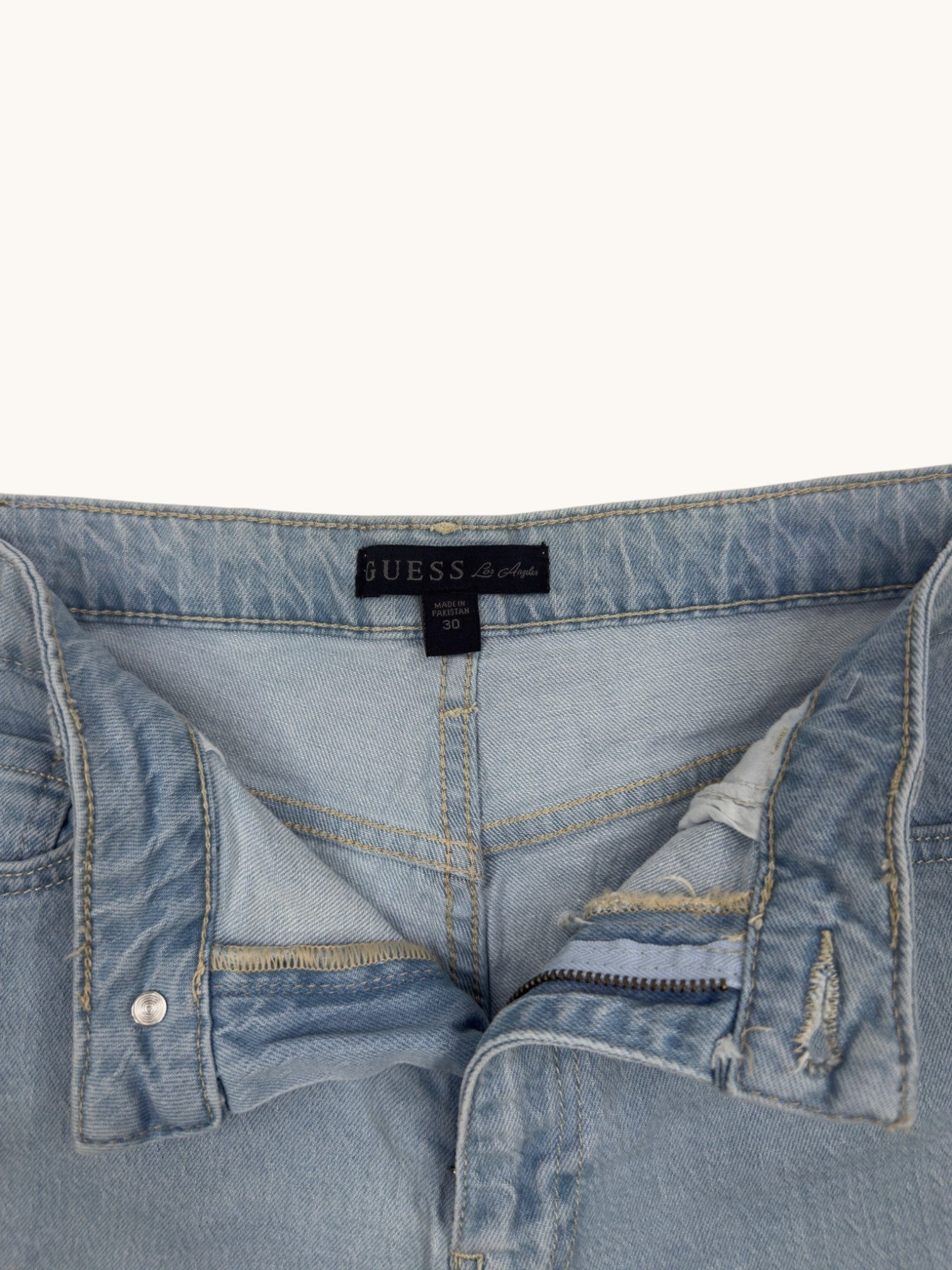 Guess Light Wash Denim Shorts - 30