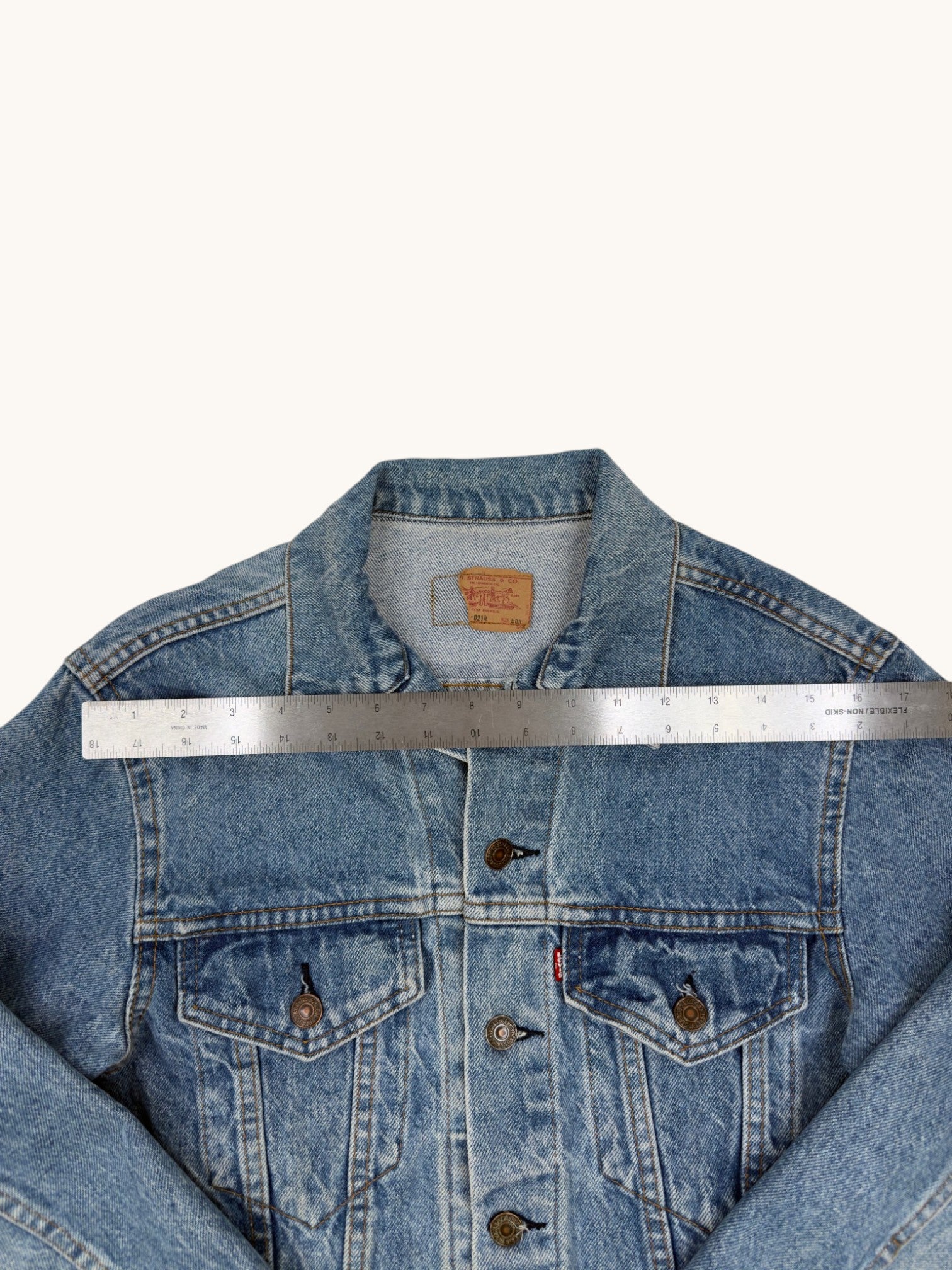 90s Levi's Denim Jacket - 40R