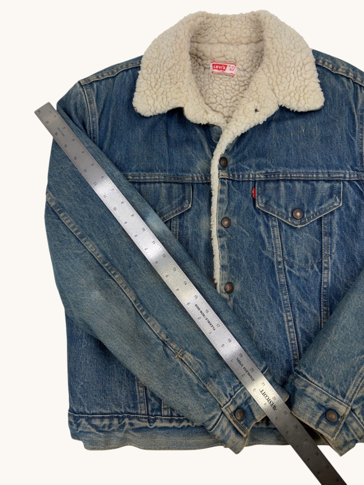 90s Levi's Denim Shearling Jacket - 42