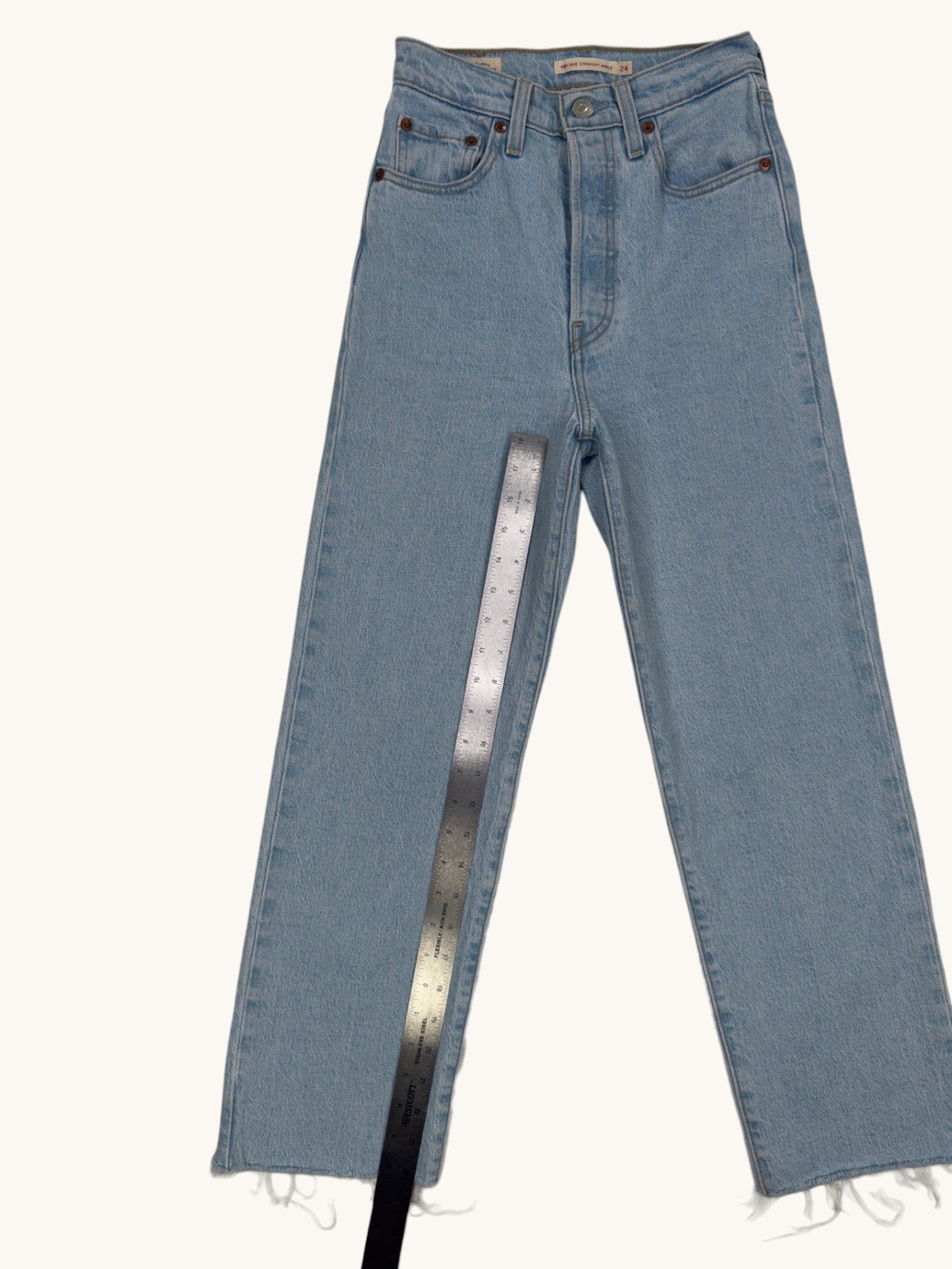 Levi's Straight Leg Jeans - 24