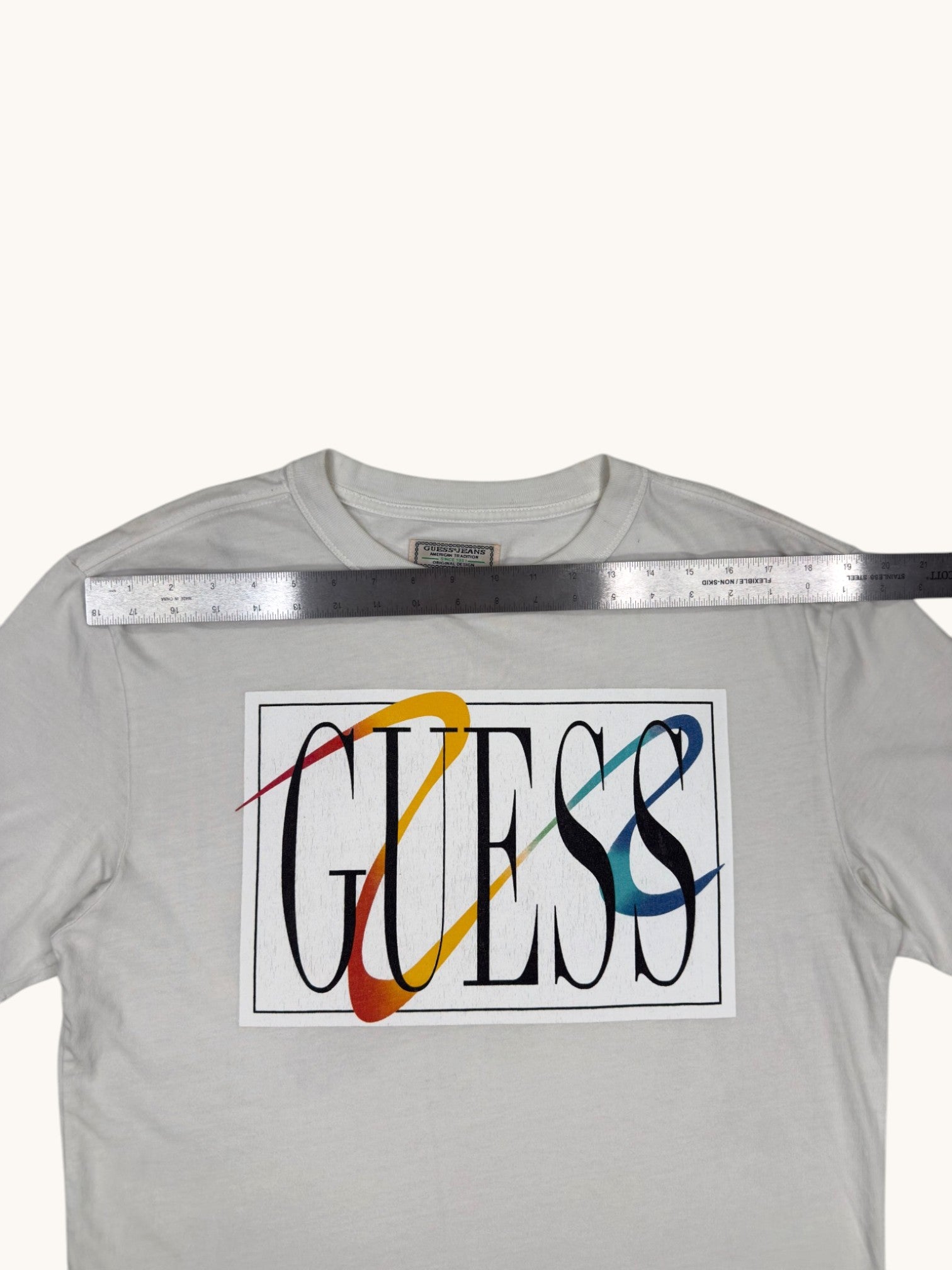 Guess Graphic Tee - XS