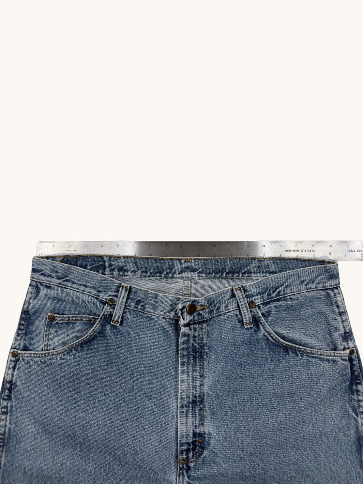 00s Wrangler Jeans - 38x30