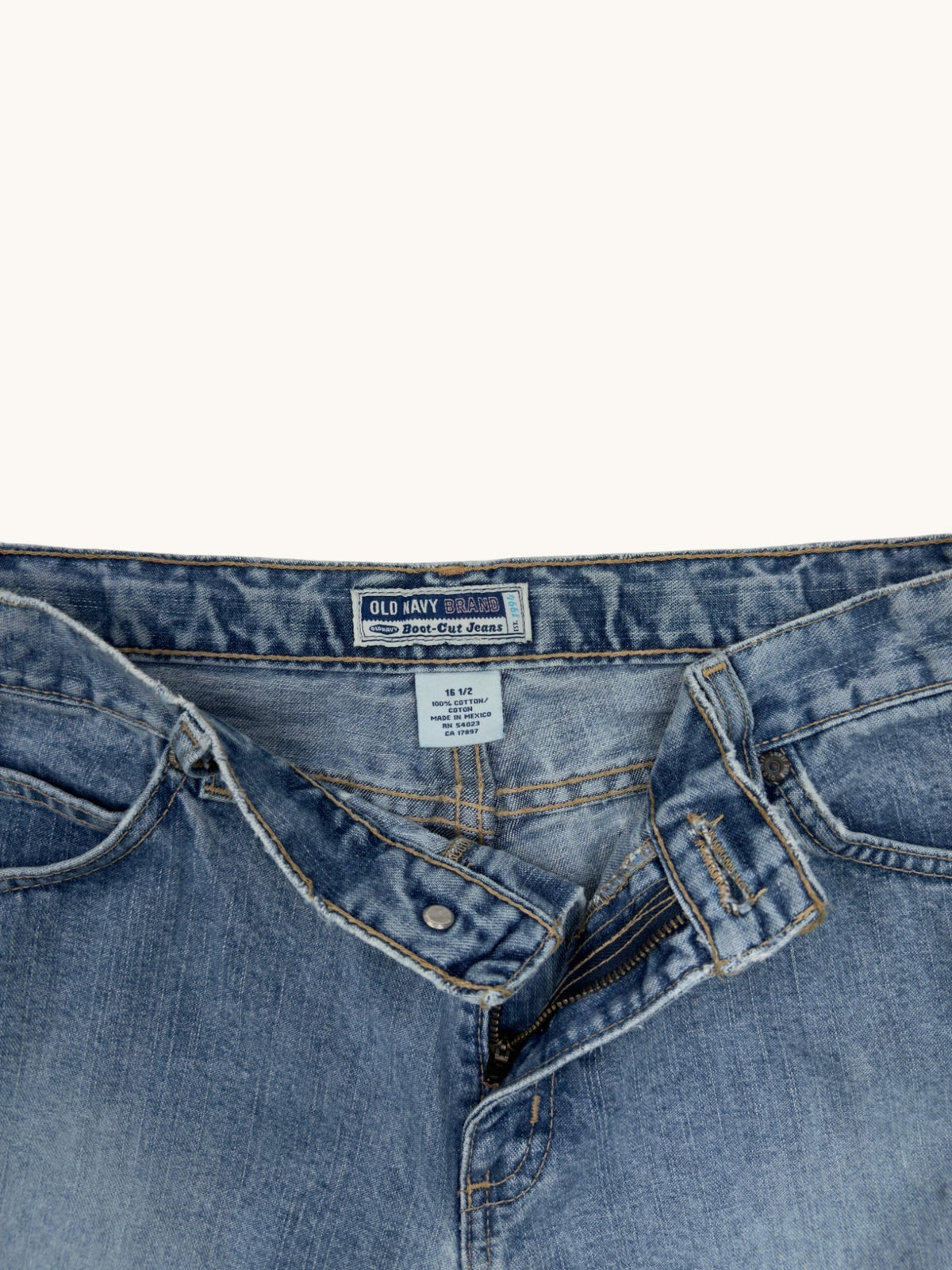 00s Old Navy Boot-Cut Jeans - 16