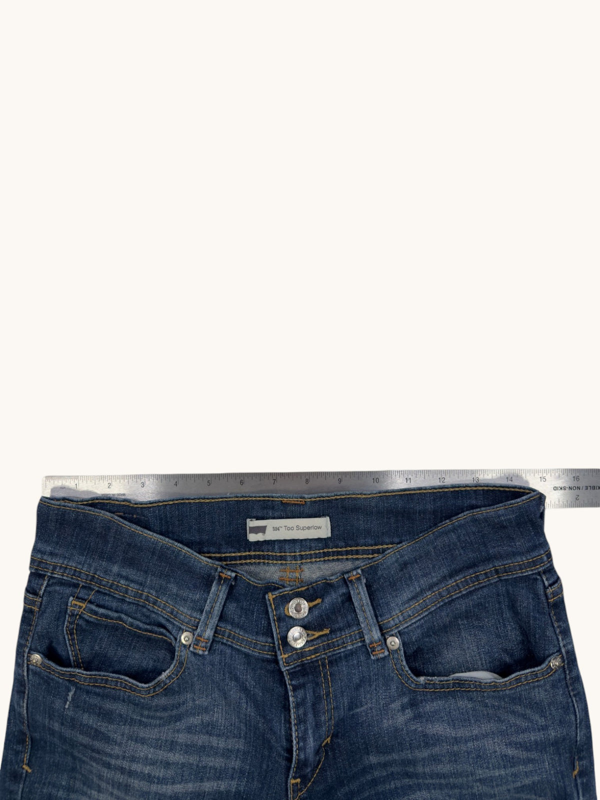 2010s Levi's 524 Too Superlow Jeans - 29