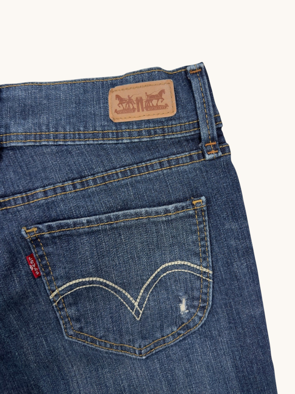 2010s Levi's 524 Too Superlow Jeans - 29