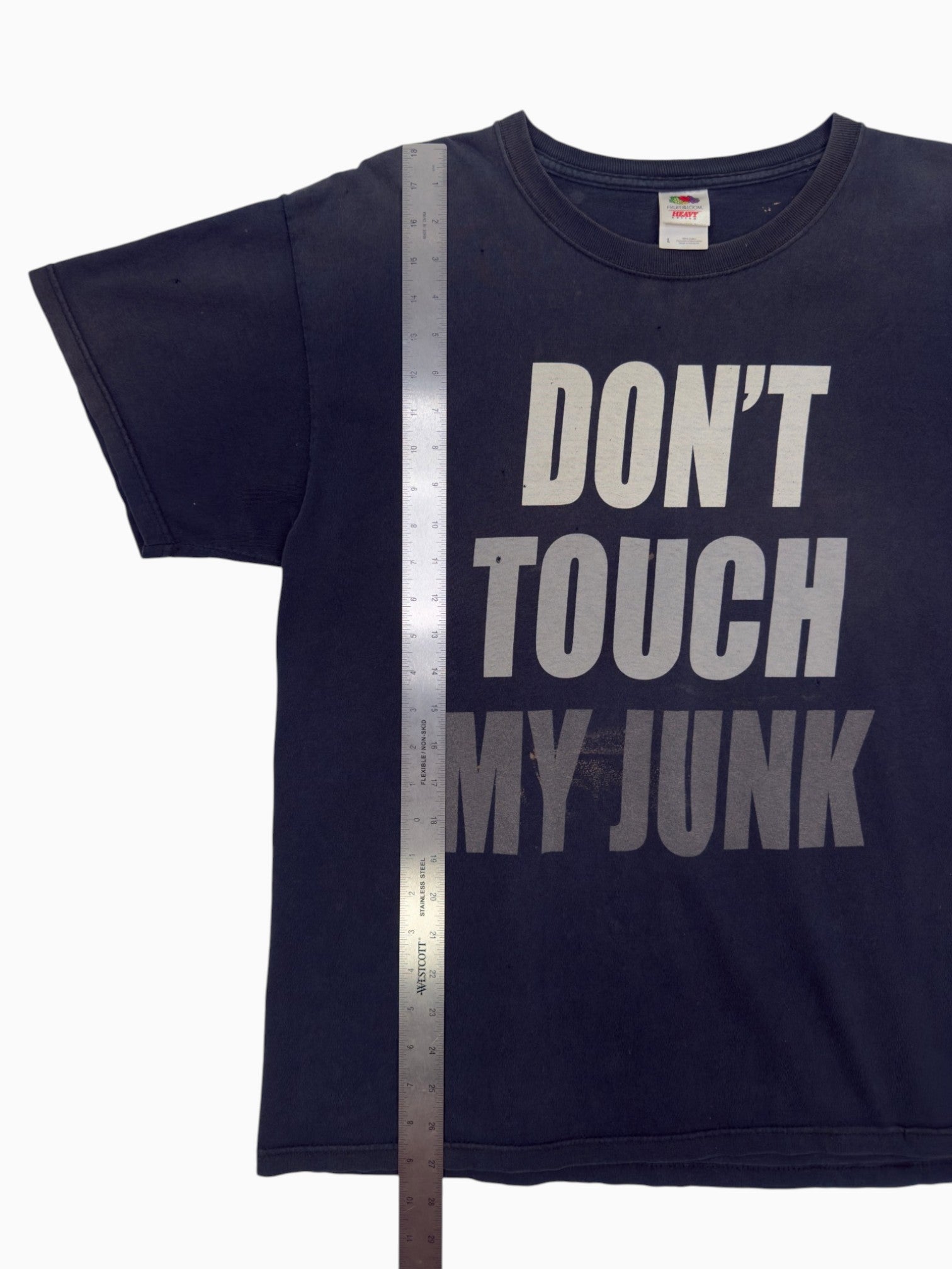 00s Fruit of the Loom Don't Touch My Junk Tee - L