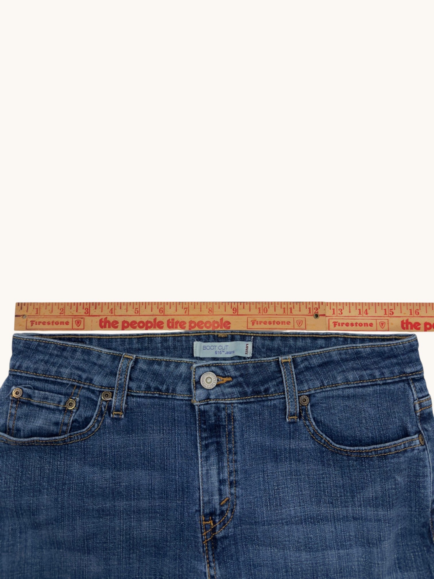 00s Levi's 515 Bootcut Cutoffs - 12