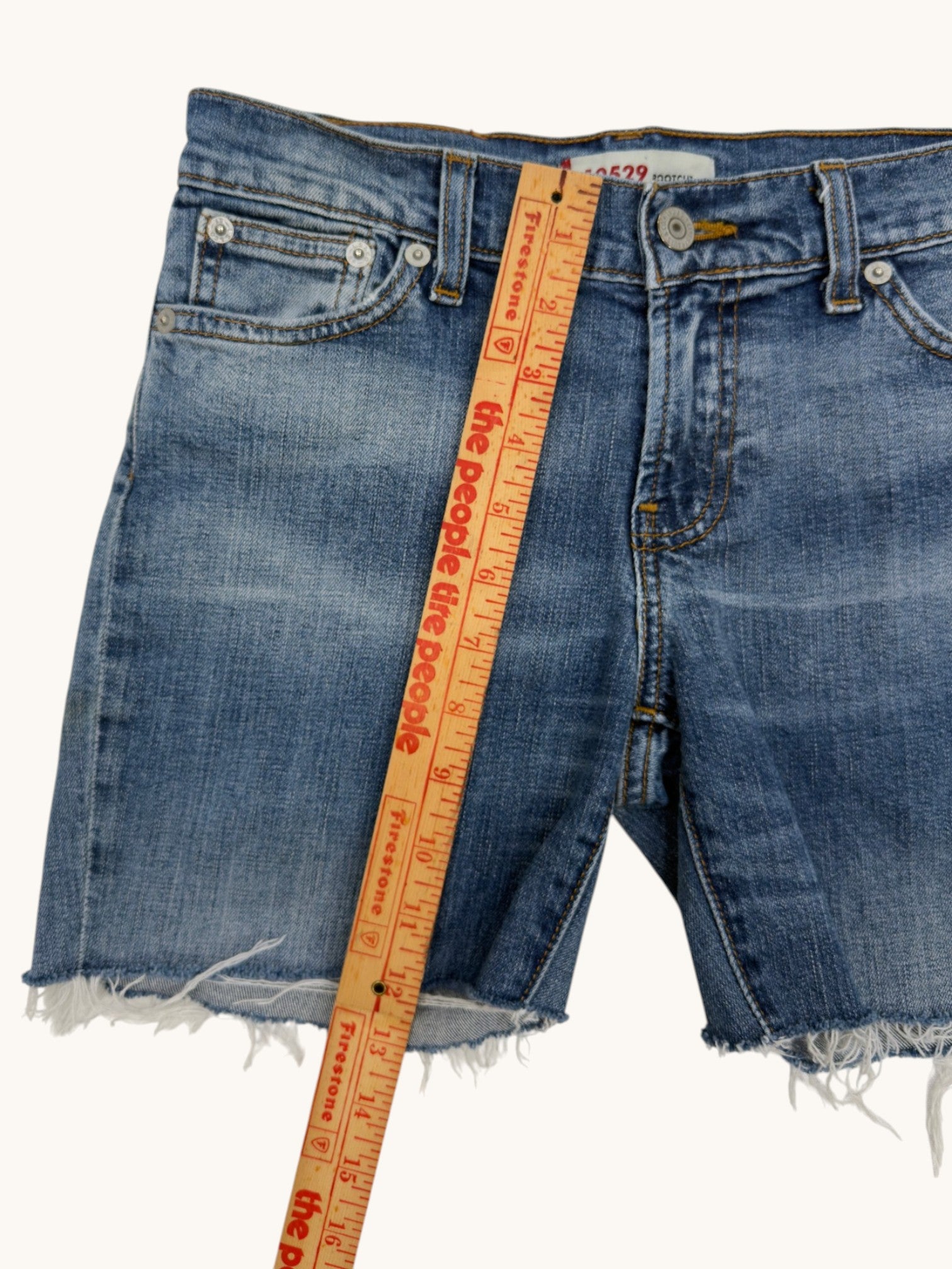 00s Levi's 10529 Bootcut Cutoffs - 27