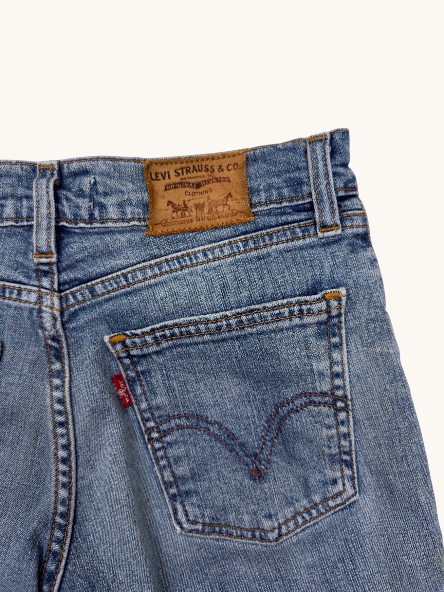 00s Levi's 10529 Bootcut Cutoffs - 27