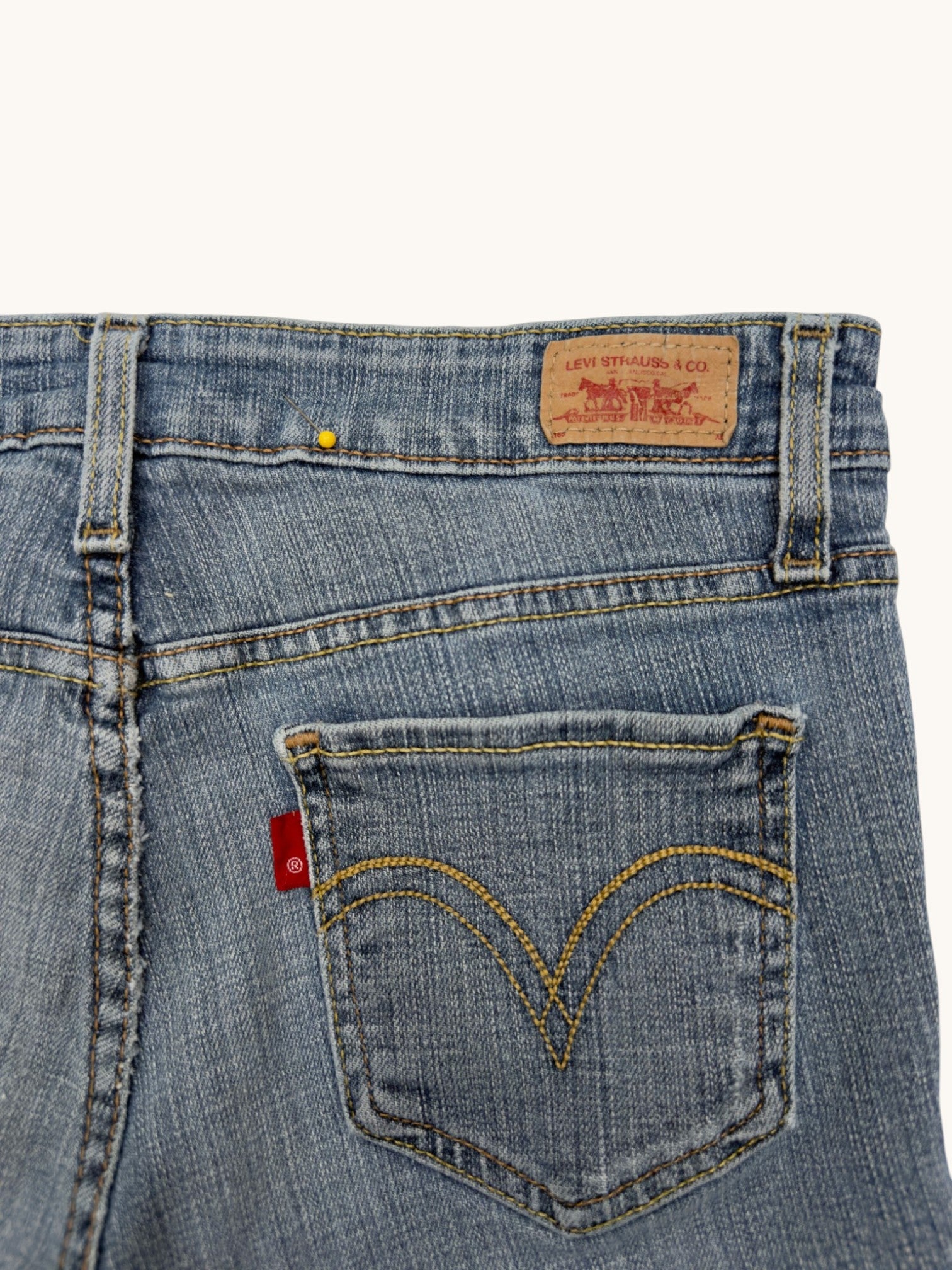 00s Levi's 518 Superlow Cutoffs - 3
