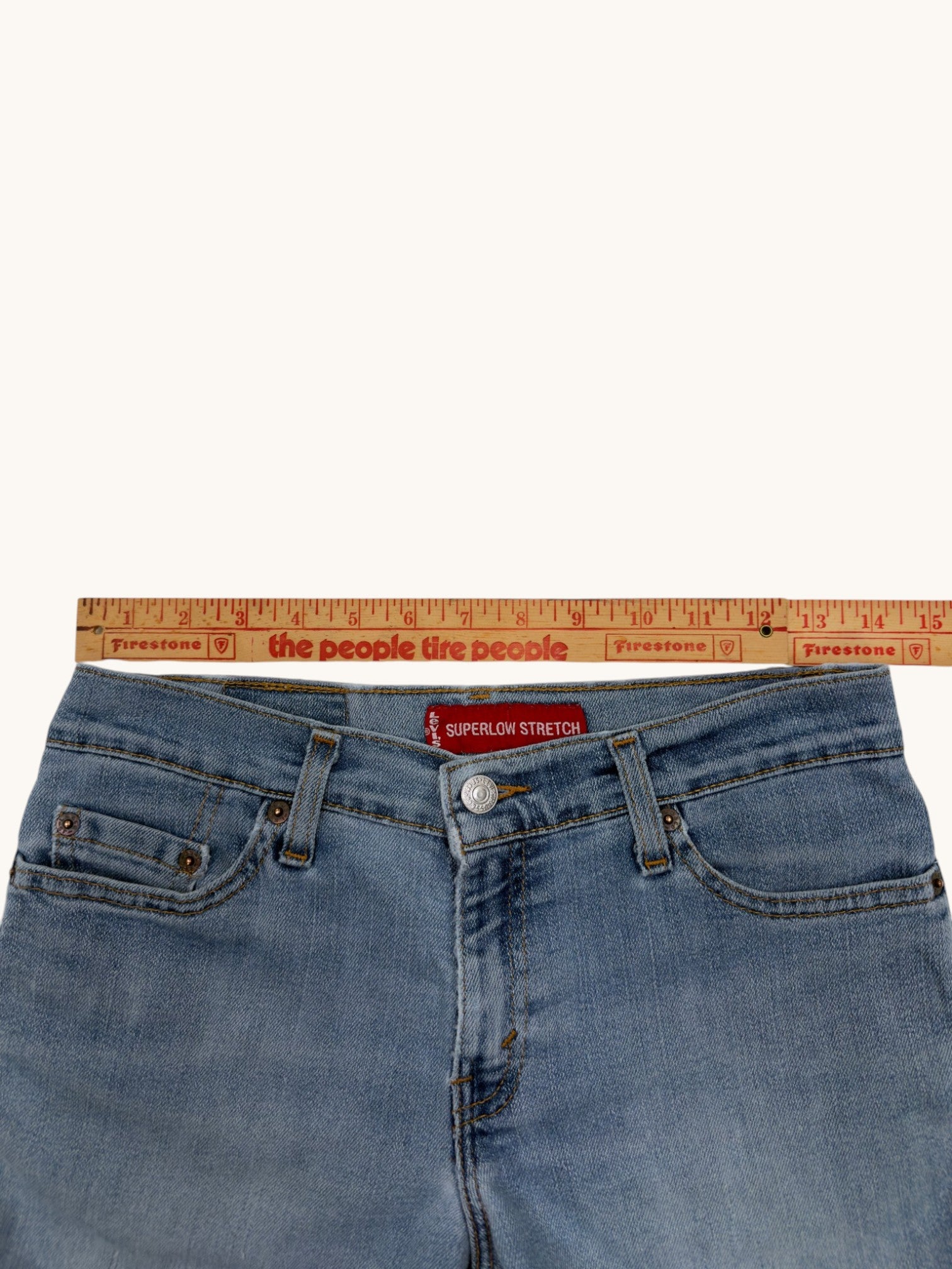 00s Levi's 518 Superlow Stretch Cutoffs - 5