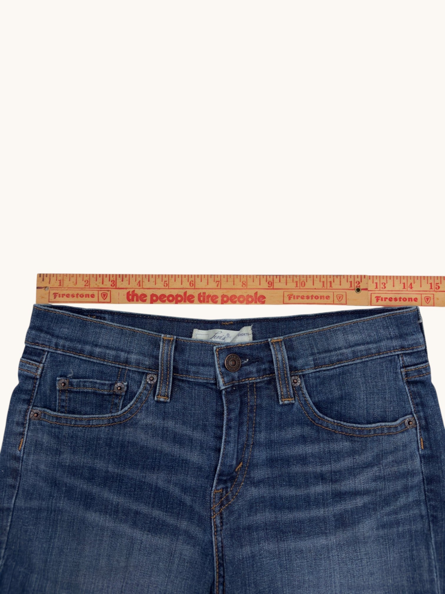 2010s Levi's Cutoffs - 0