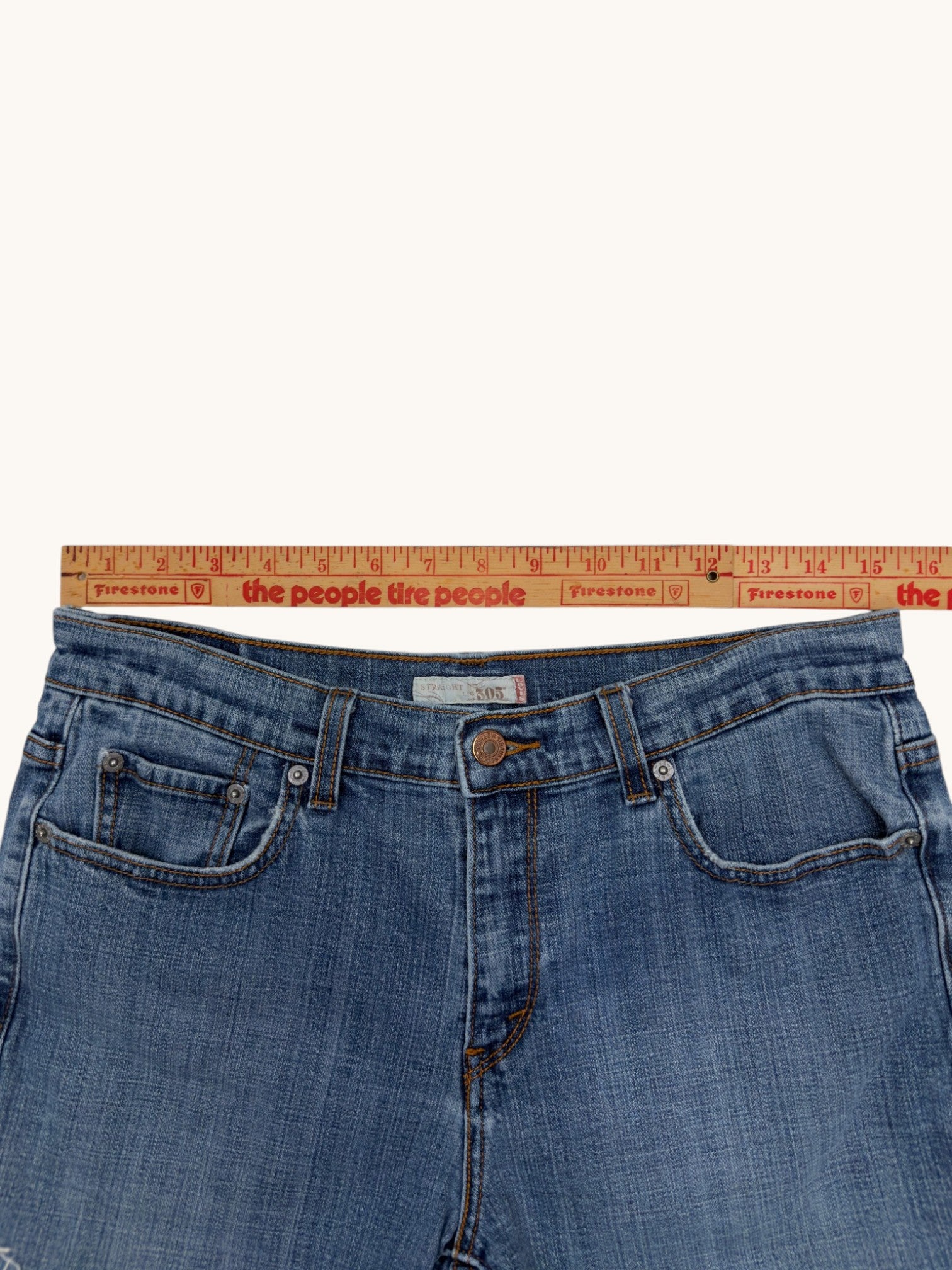 00s Levi's 505 Straight Leg Cutoffs - 10