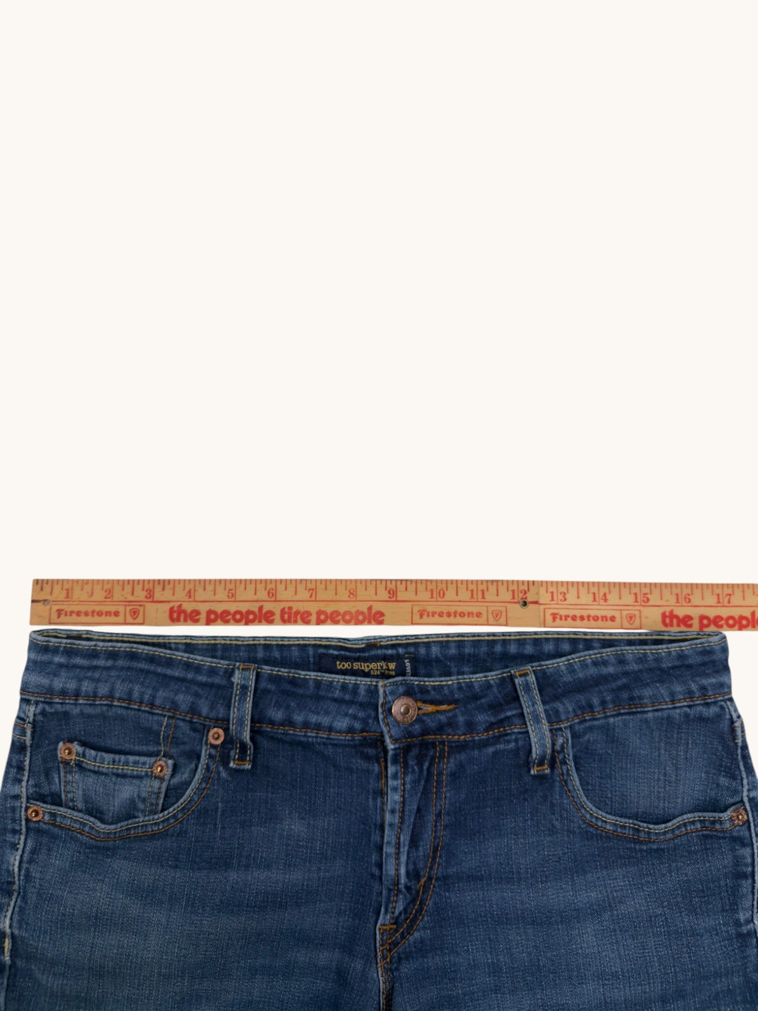 00s Levi's 524 Too Superlow Cutoffs - 13
