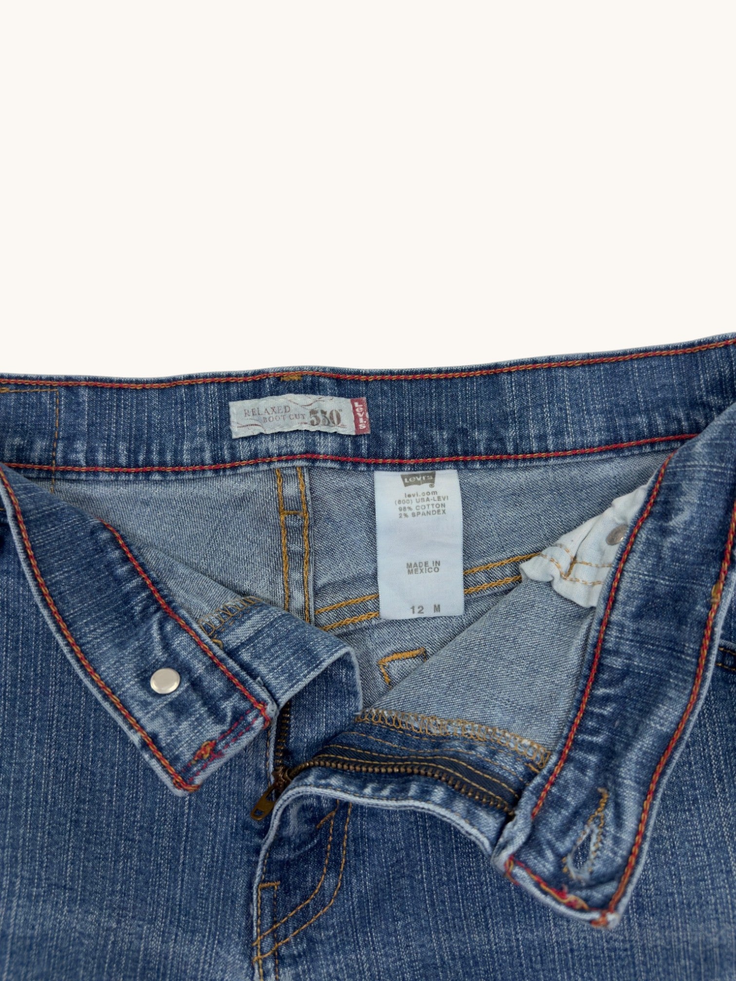 00s Levi's 550 Relaxed Bootcut Cutoffs - 12