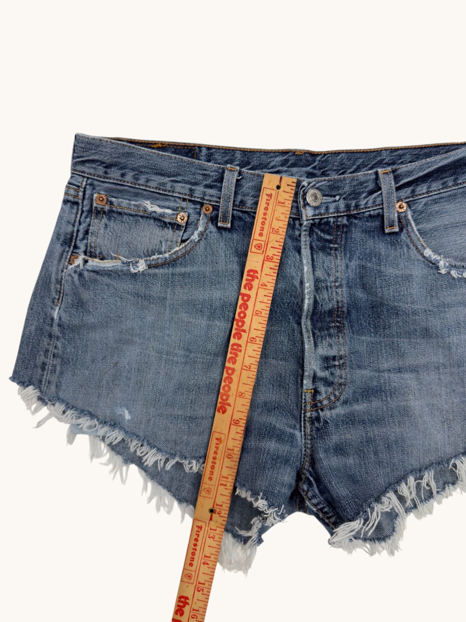 00s Levi's 501 Cutoffs