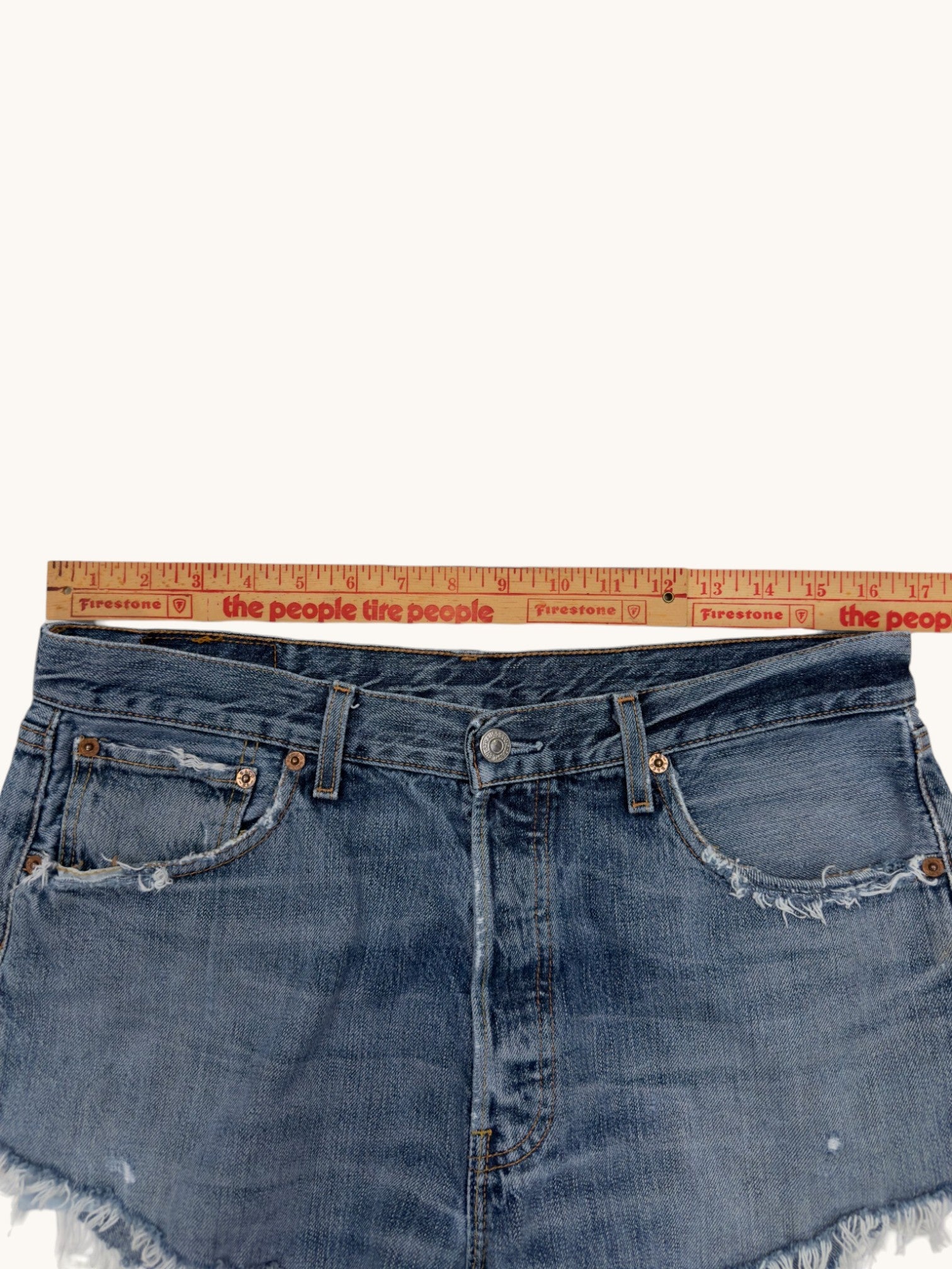 00s Levi's 501 Cutoffs