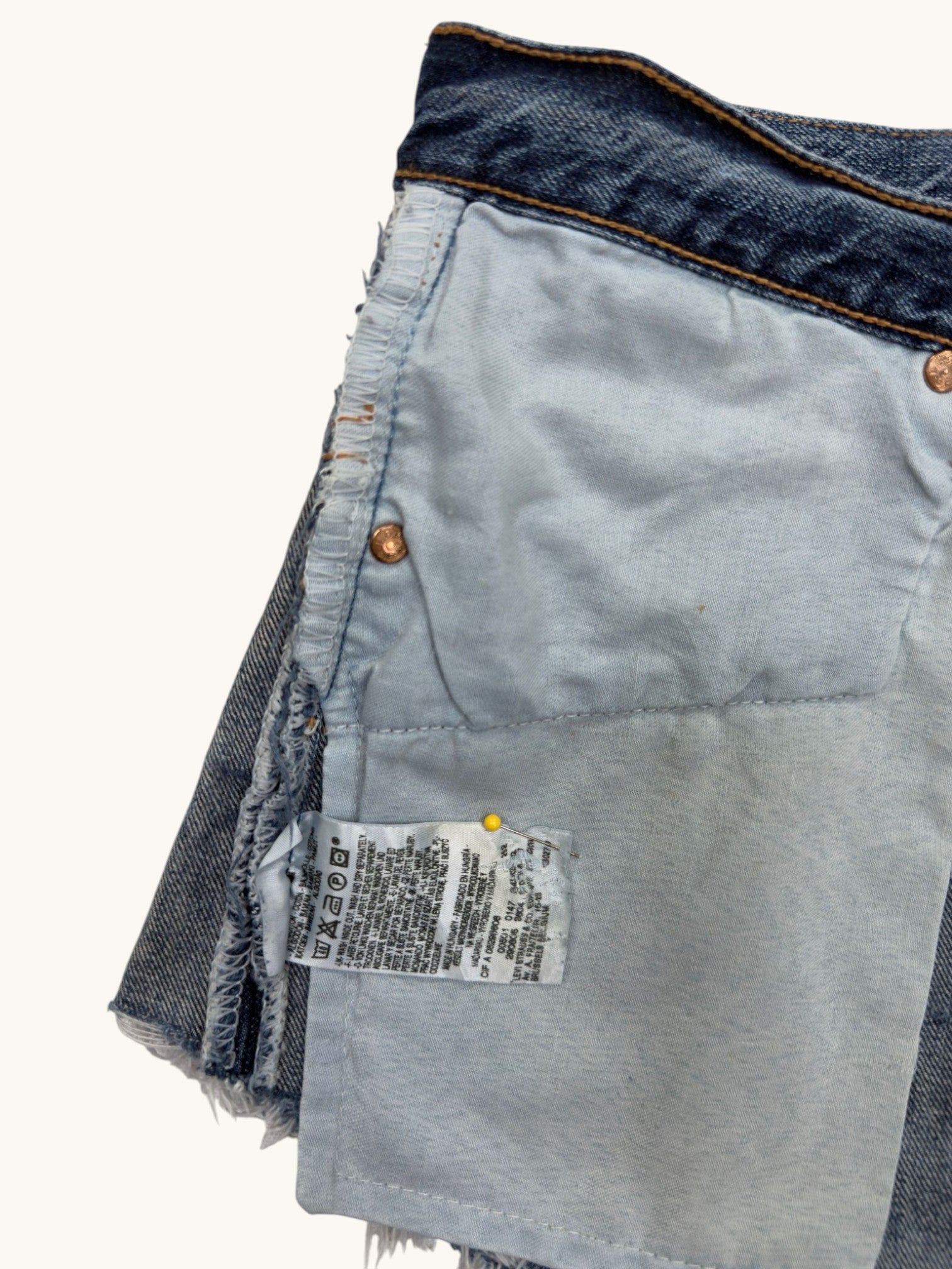00s Levi's 501 Cutoffs