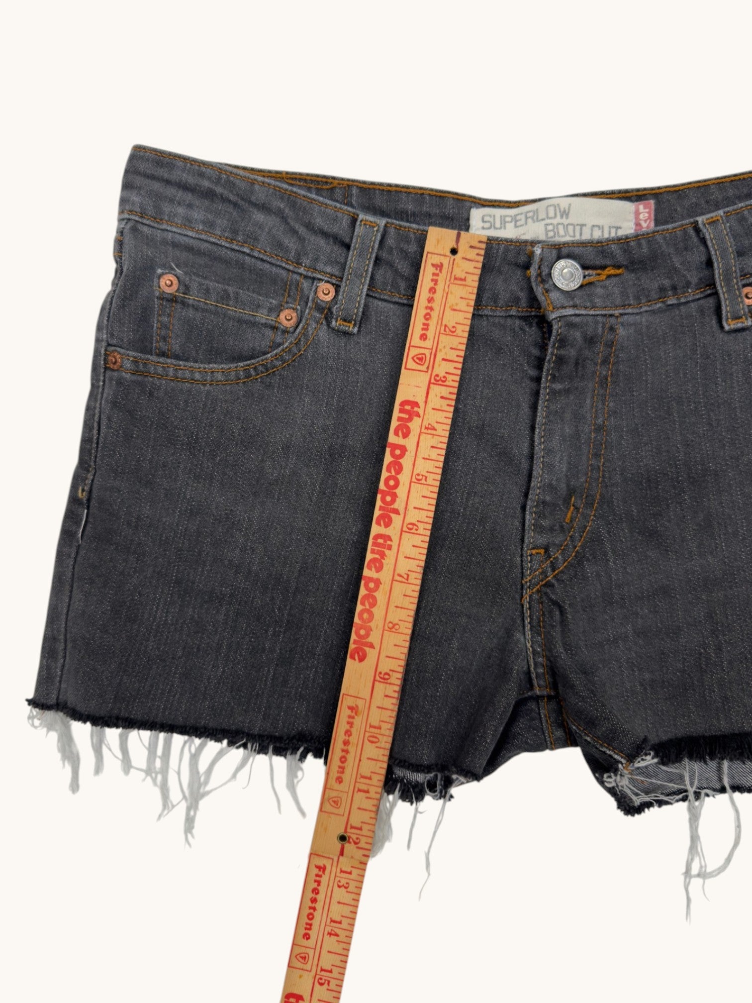 00s Levi's 518 Superlow Bootcut Cutoffs - 13