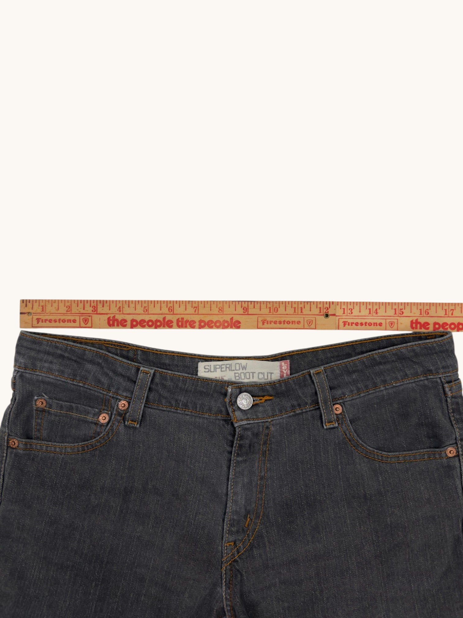 00s Levi's 518 Superlow Bootcut Cutoffs - 13