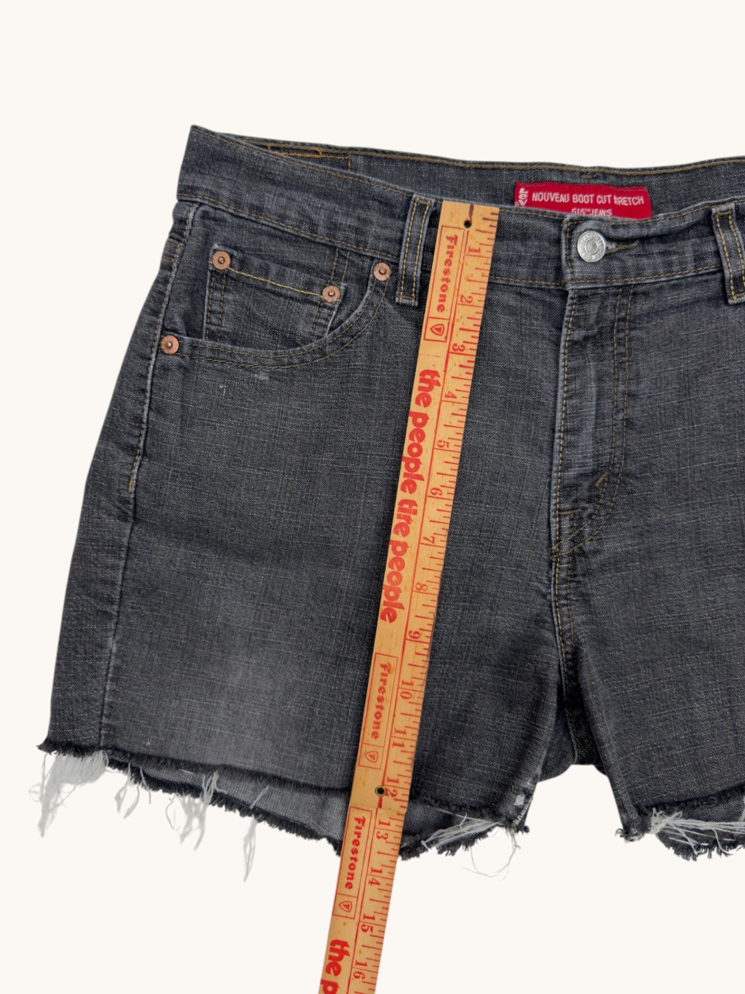 00s Levi's 515 Nouveau Bootcut Cutoffs - 12