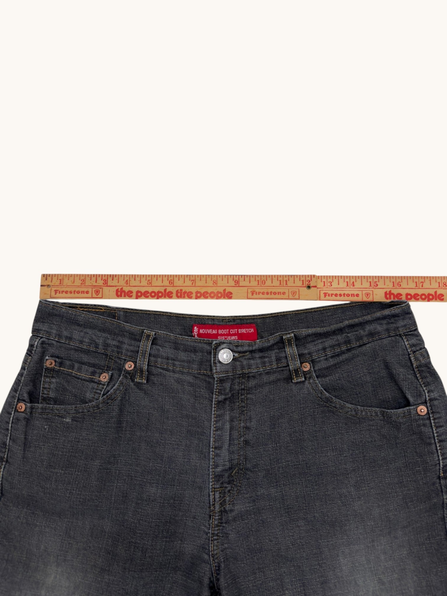 00s Levi's 515 Nouveau Bootcut Cutoffs - 12