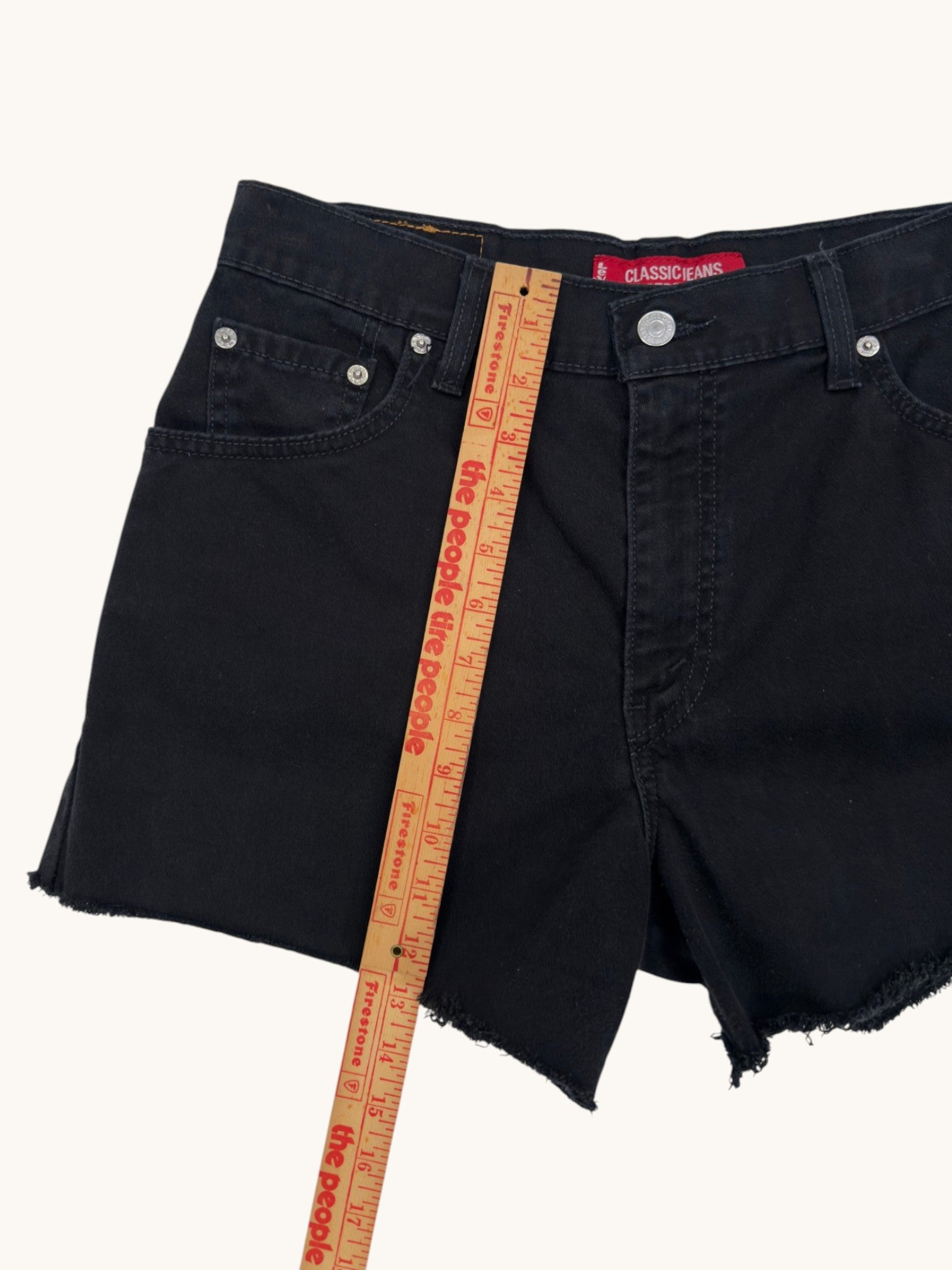 00s Levi's Classic Fit Cutoffs - 10