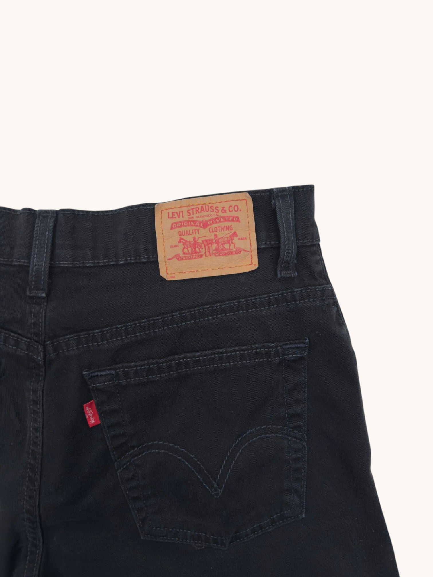 00s Levi's Classic Fit Cutoffs - 10