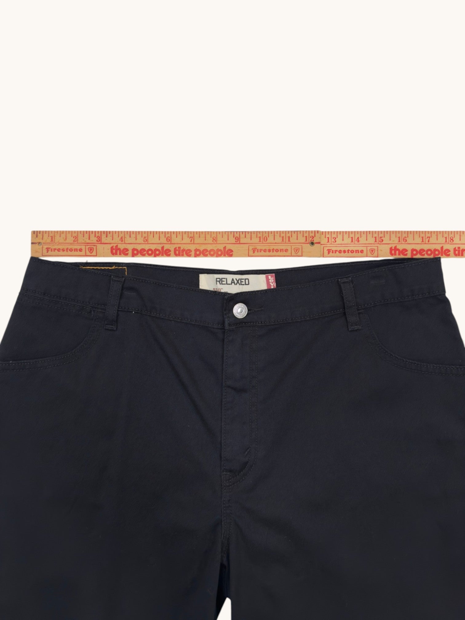 00s Levi's 550 Relaxed Shorts - 16