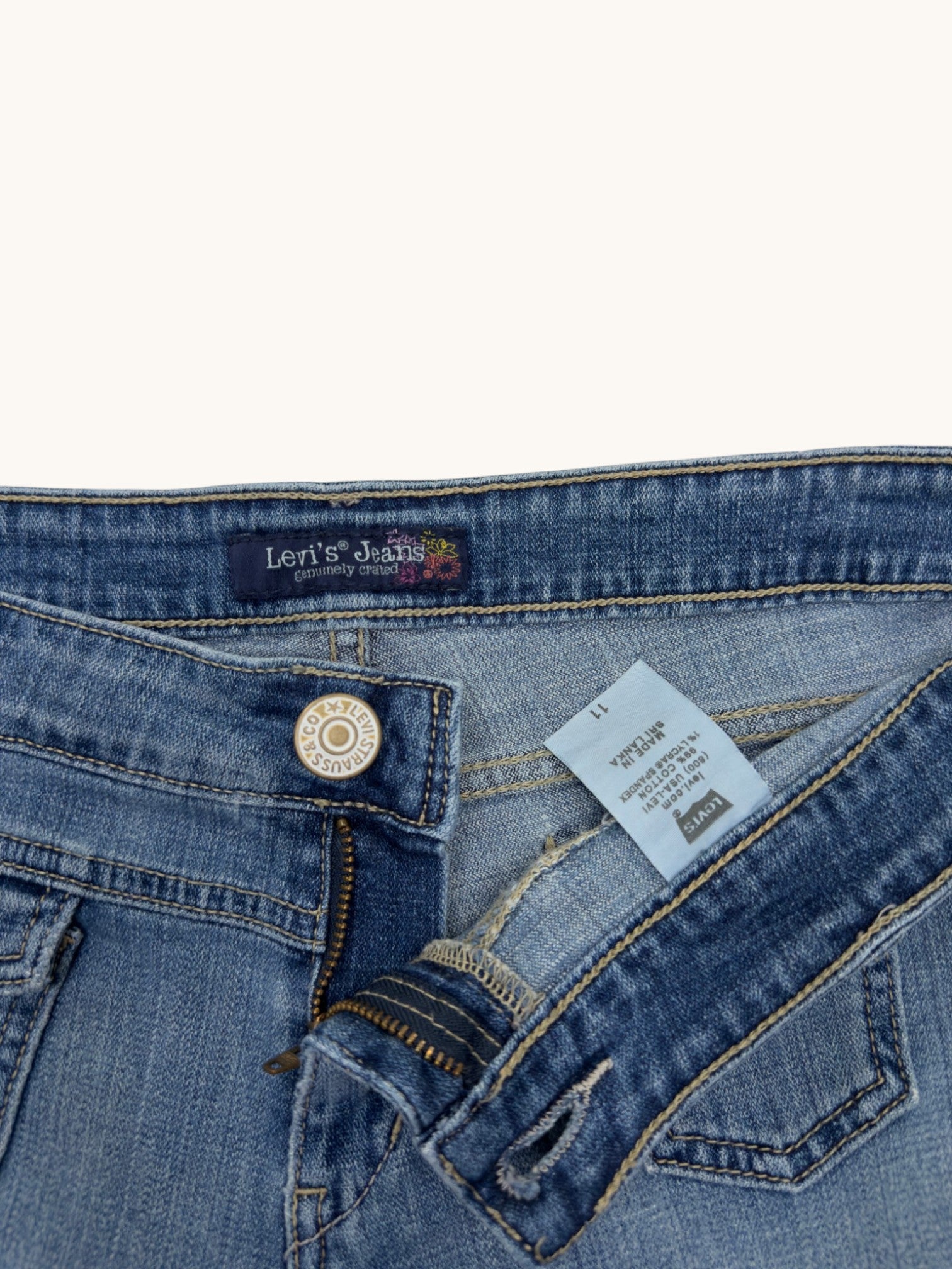 00s Levi's Denim Shorts - 11
