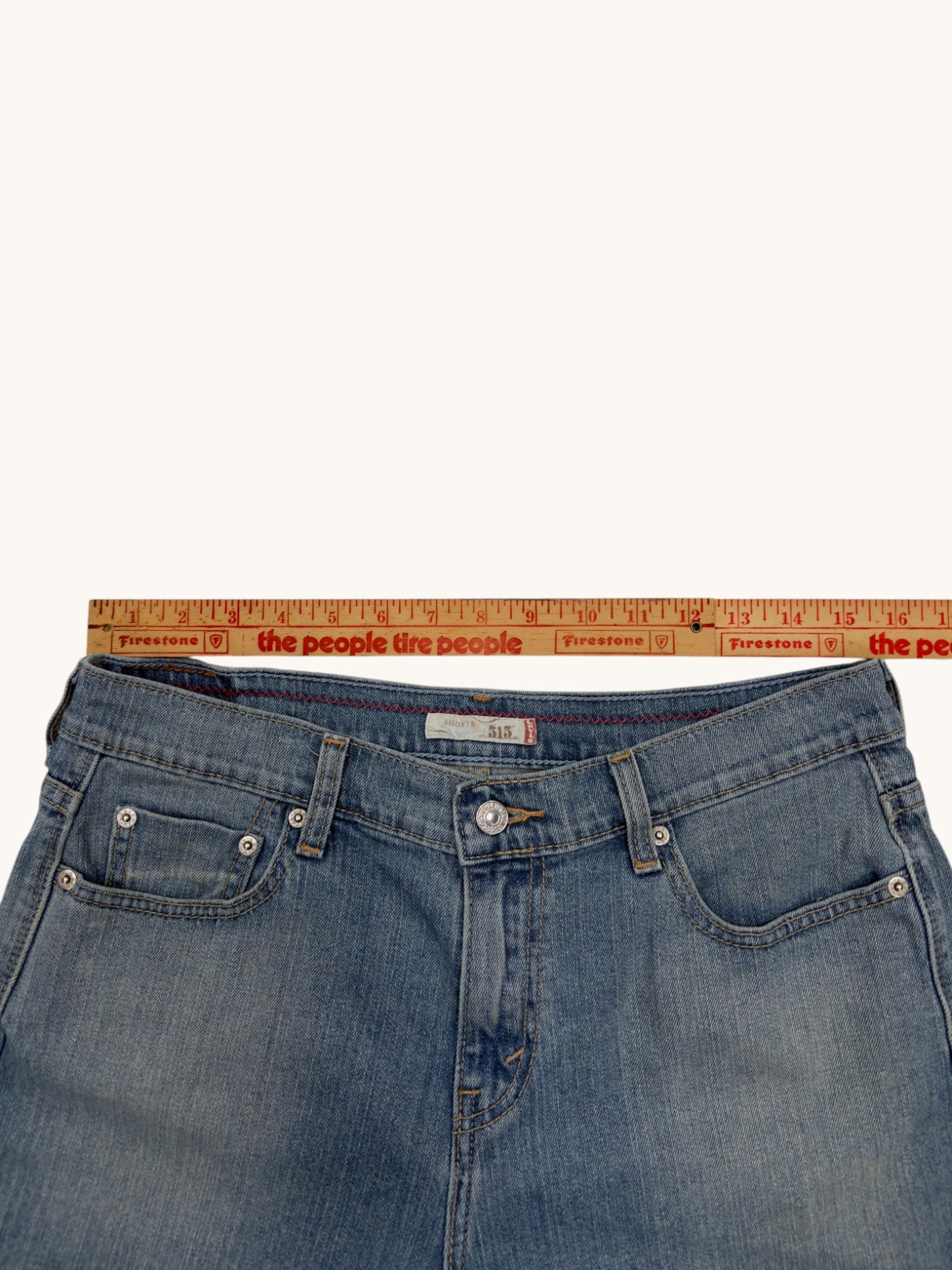 00s Levi's 515 Denim Shorts - 12